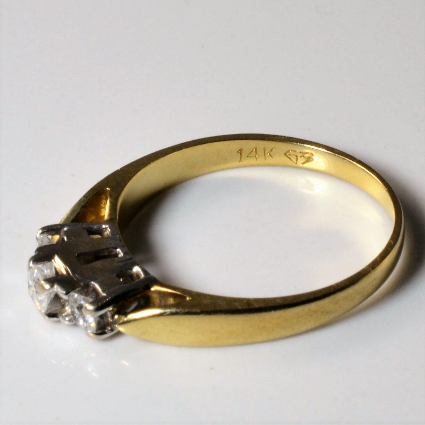 Three Stone Diamond Ring | 0.31ctw | SZ 6.75 |