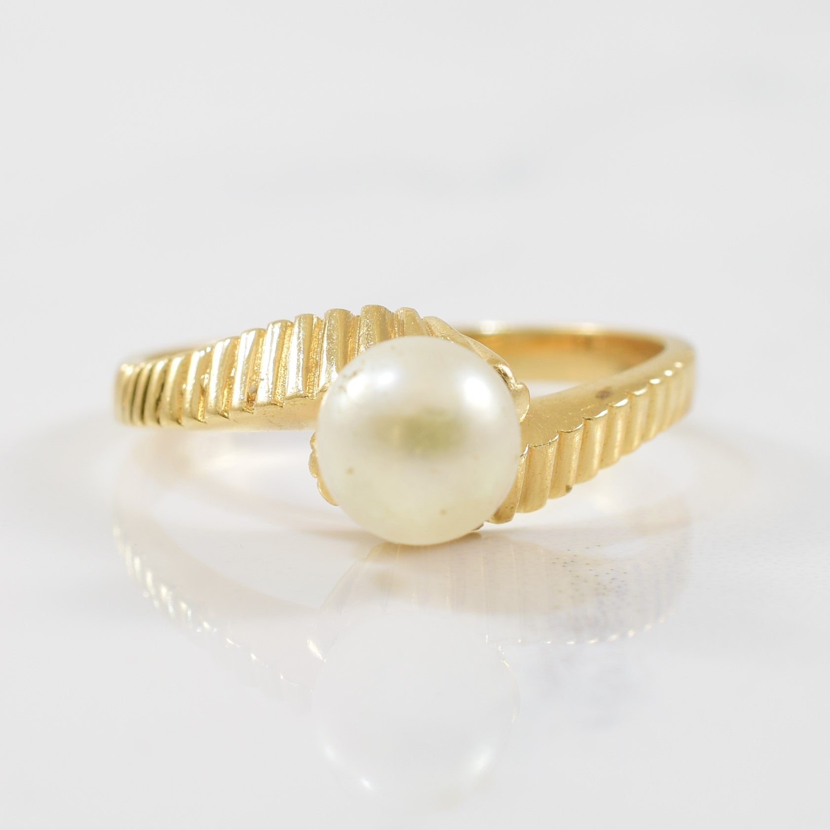 Solitaire Pearl Textured Bypass Ring | 1.50ct | SZ 6.5 |