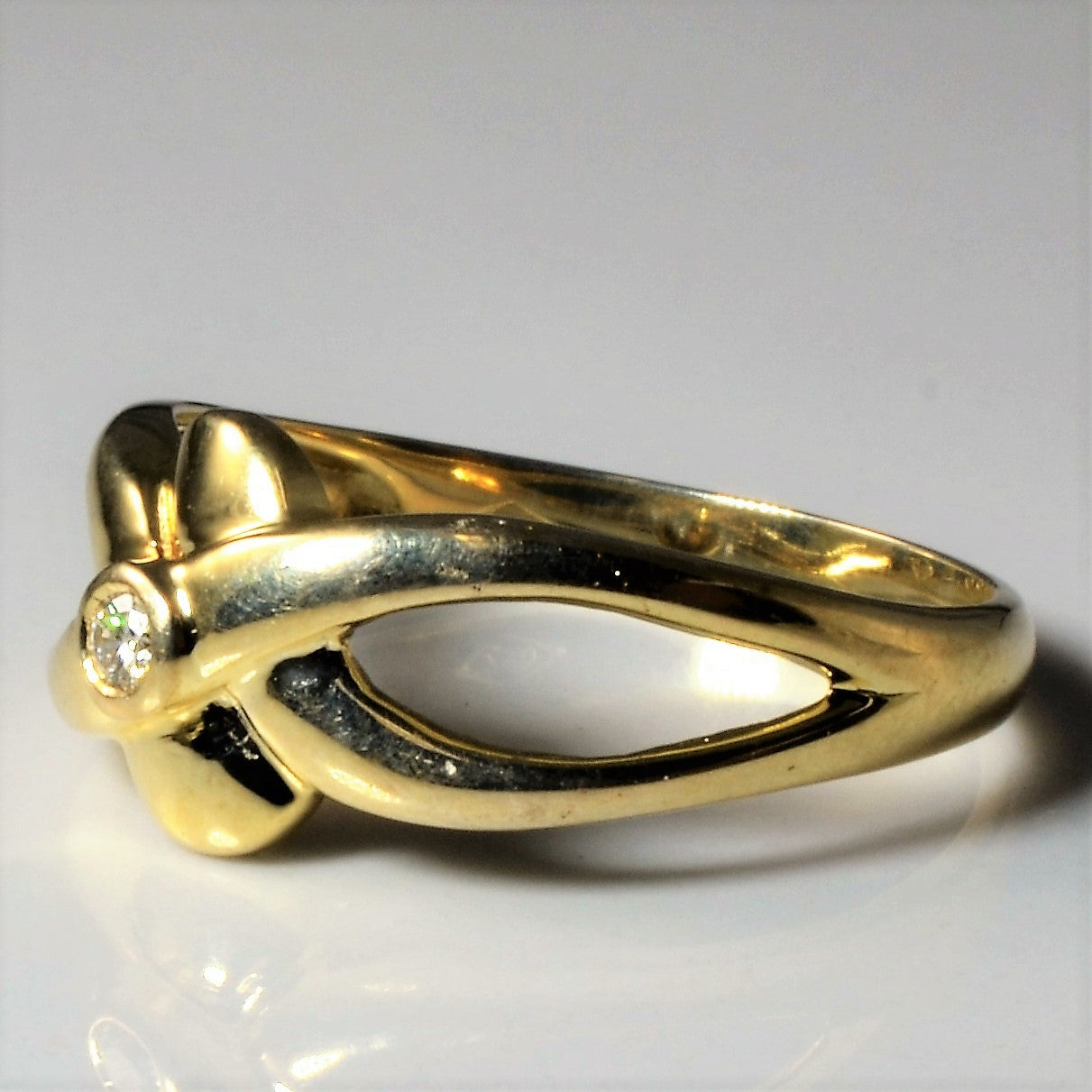 Bezel Set Diamond Crossover Ring | 0.04ct | SZ 7.25 |