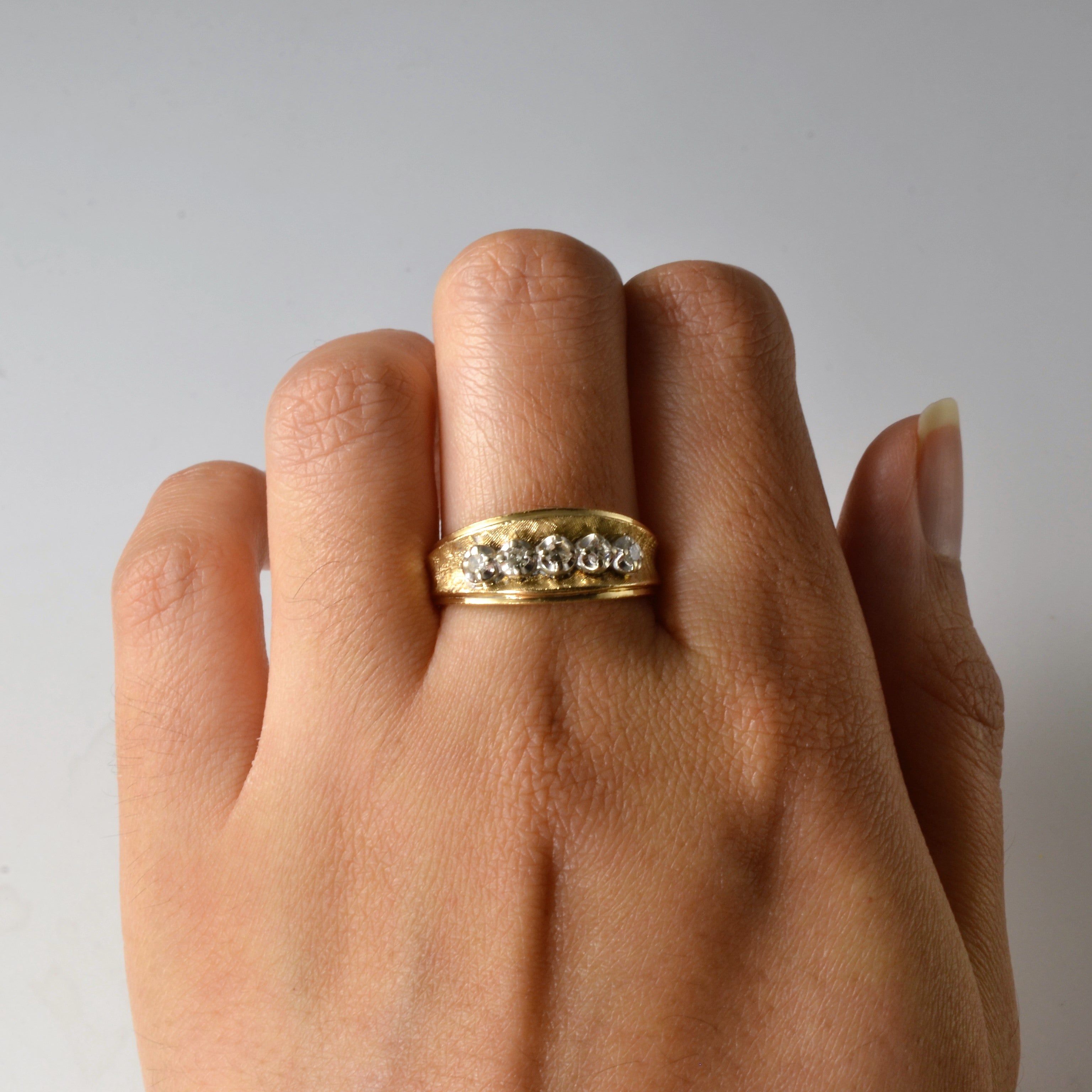 Five Stone Diamond Ring | 0.18ctw | SZ 8.25 |