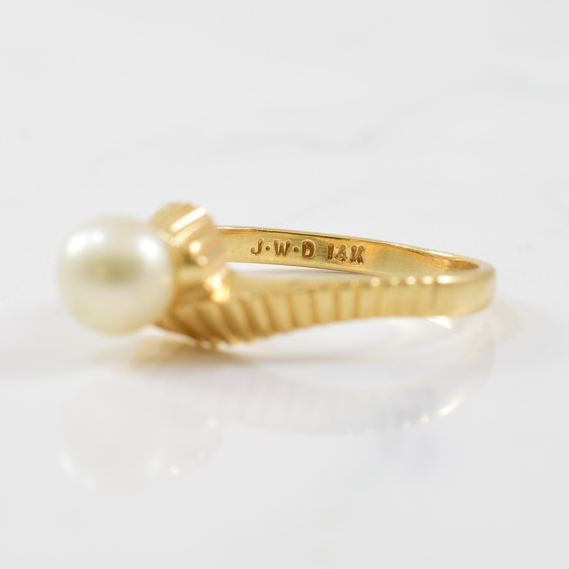 Solitaire Pearl Textured Bypass Ring | 1.50ct | SZ 6.5 |