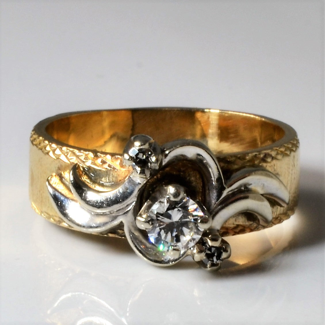 Three Stone Diamond Swirl Bypass Ring | 0.30ctw | SZ 7.5 |