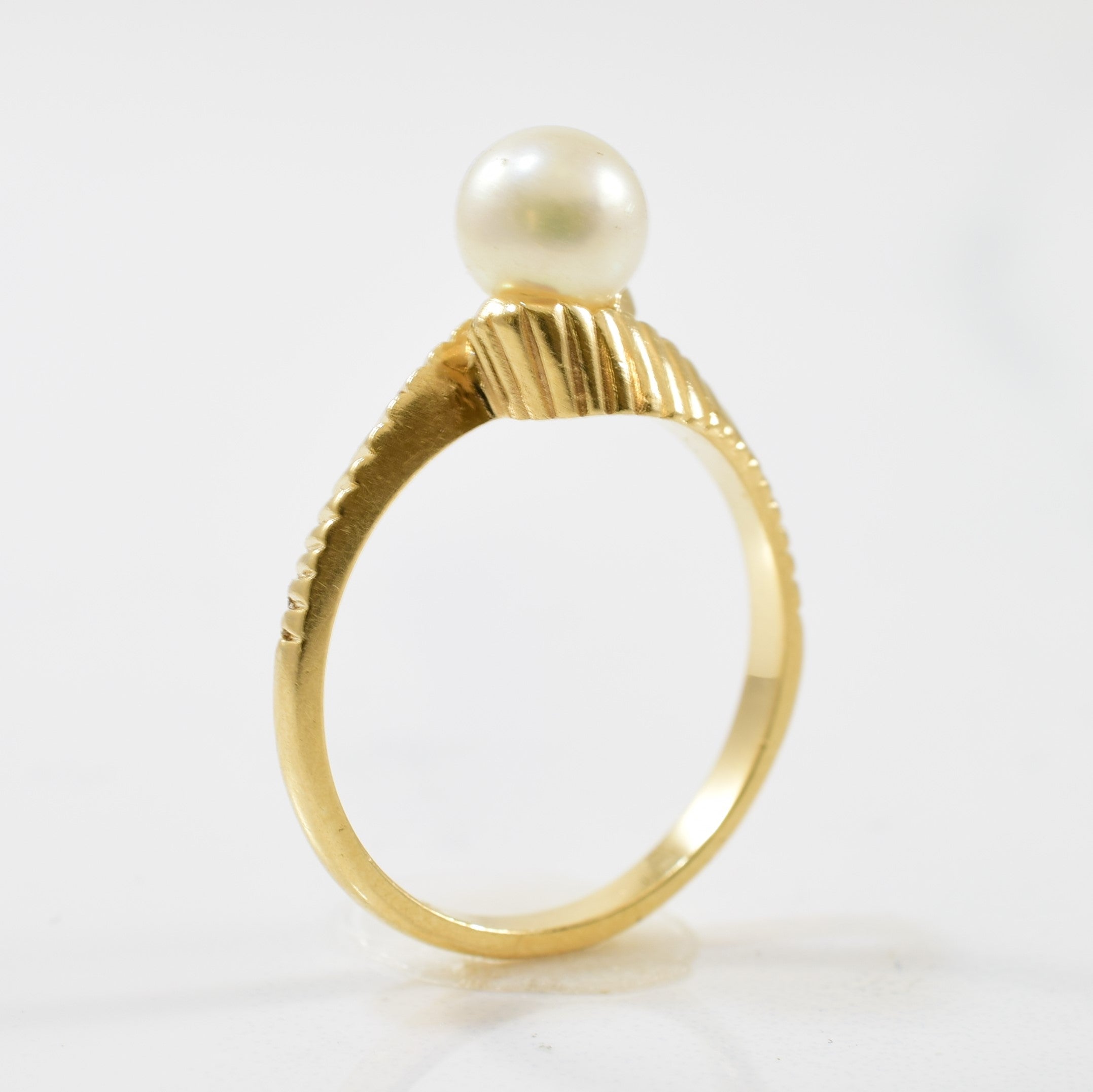 Solitaire Pearl Textured Bypass Ring | 1.50ct | SZ 6.5 |