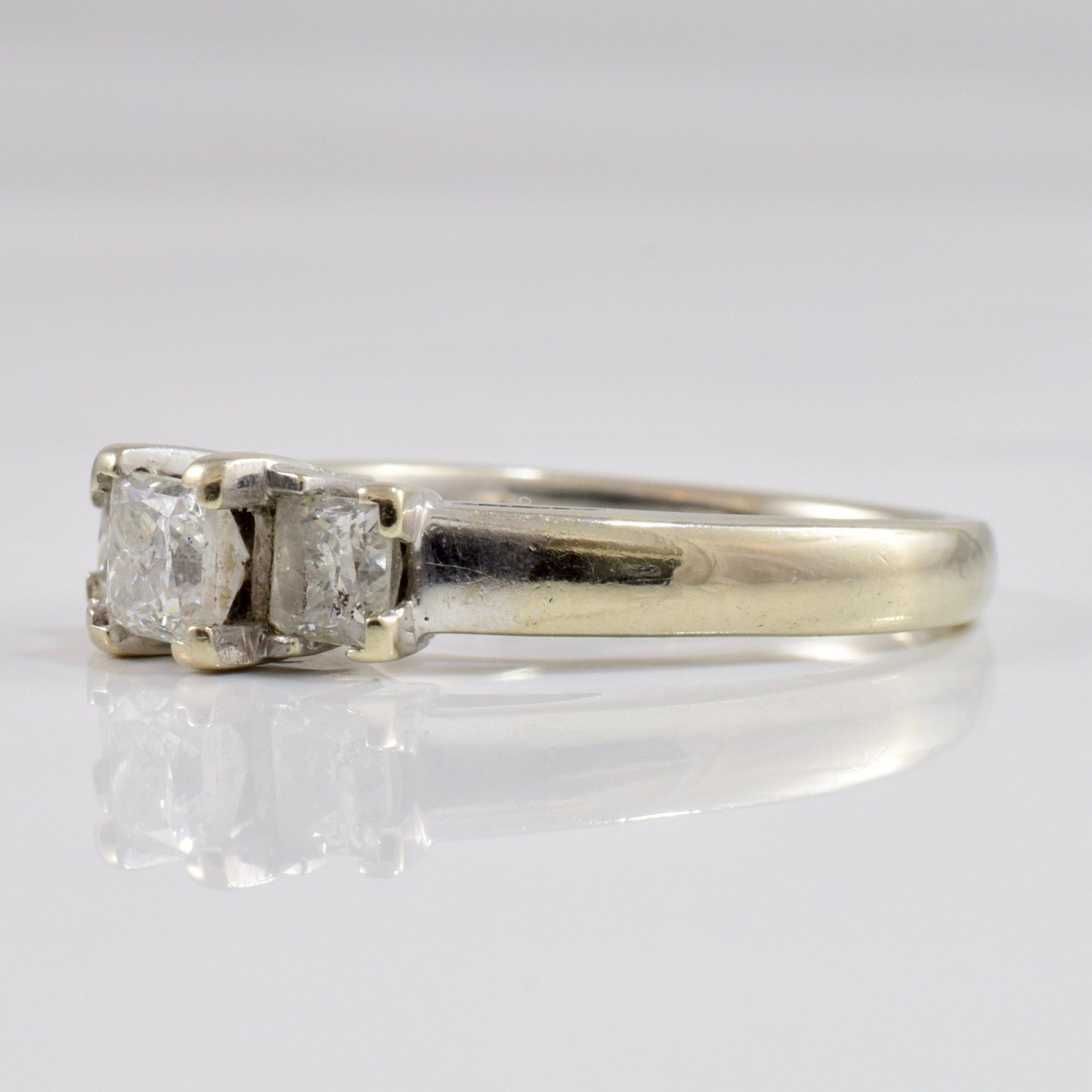 Three Stone Diamond Engagement Ring | 0.91 ctw SZ 6.5 |