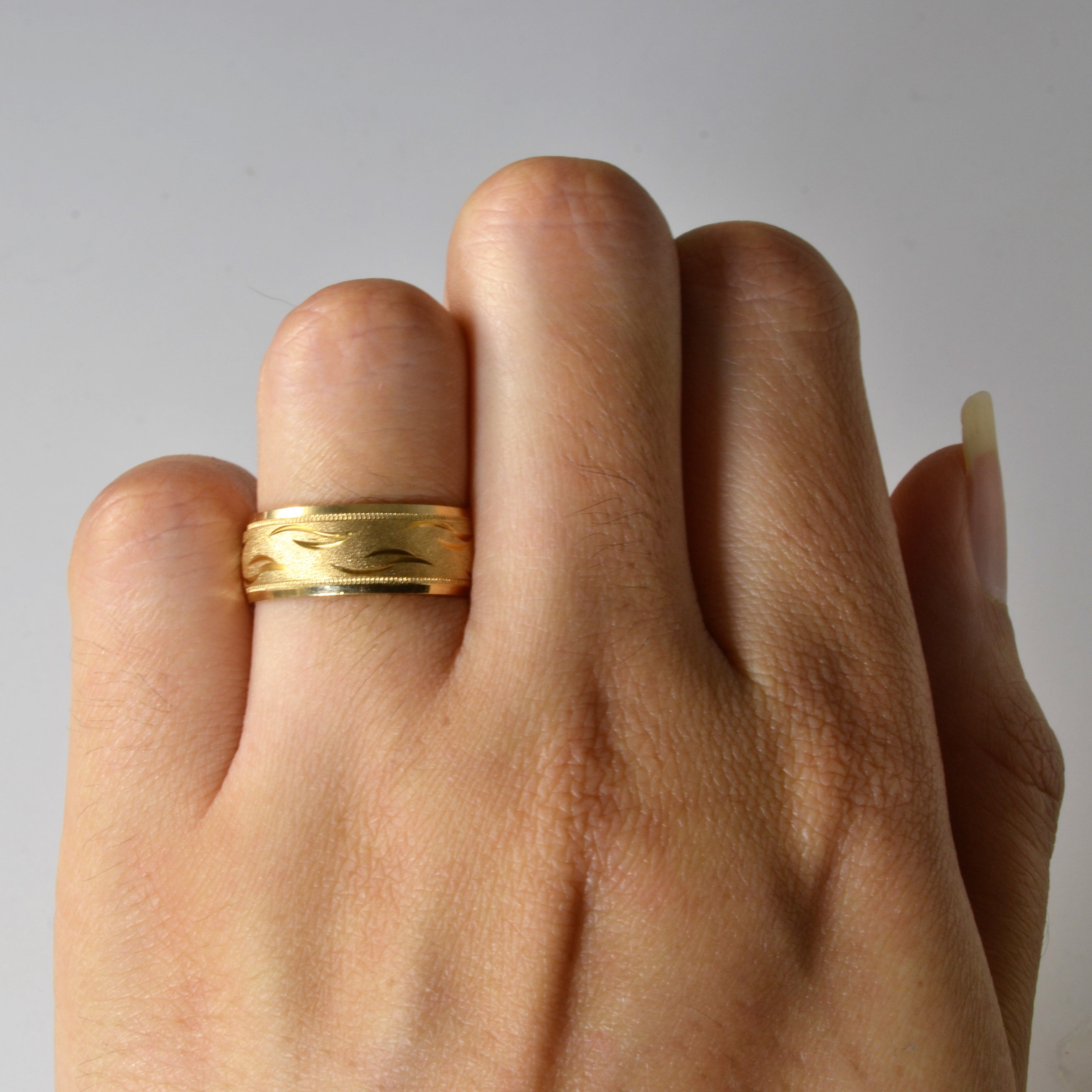 Textured Gold Band | SZ 6 |