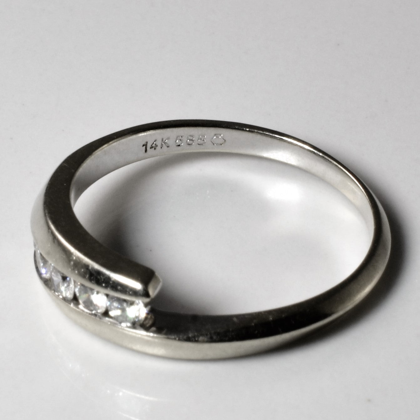Bypass Channel Diamond Ring | 0.33ctw | SZ 7 |