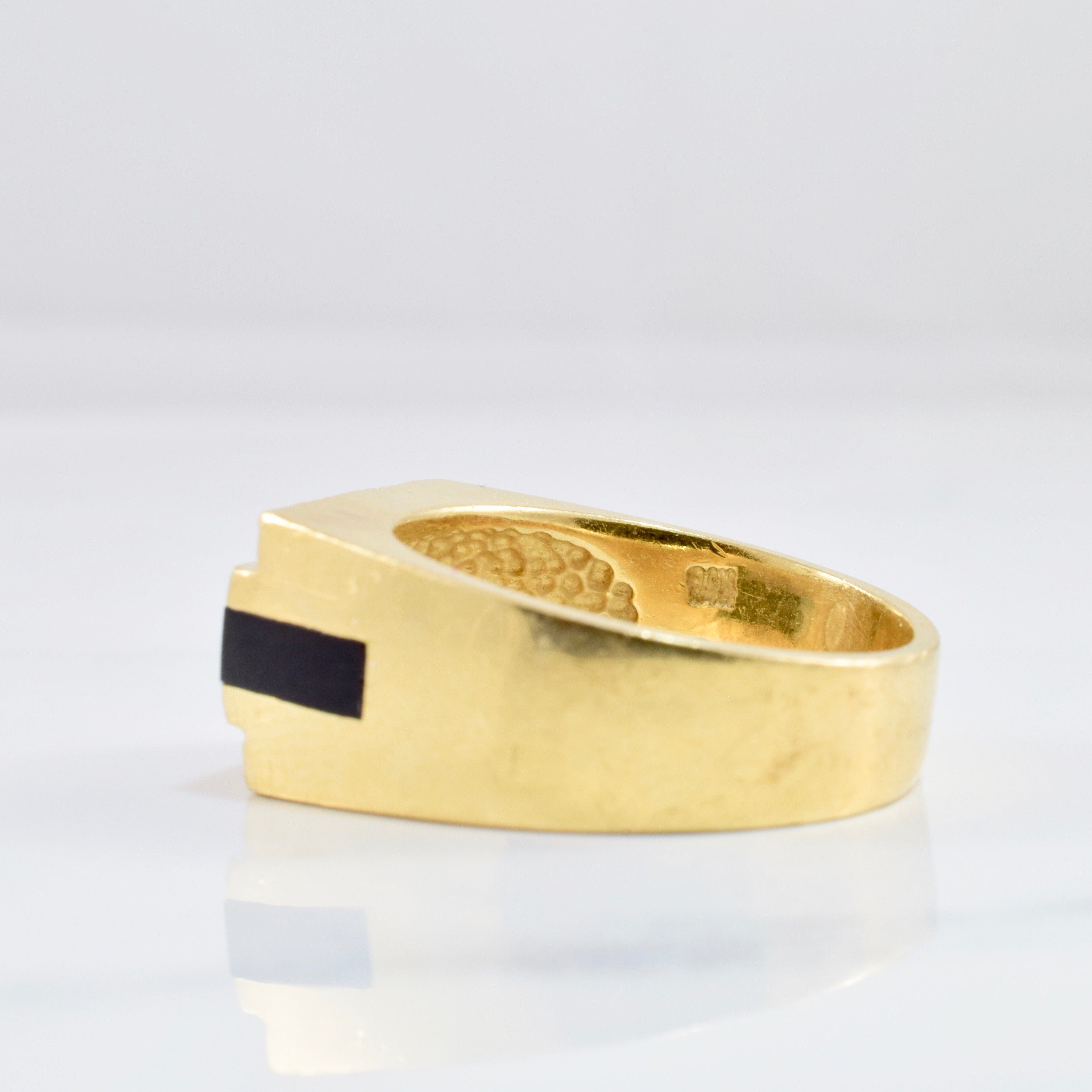 Bague en onyx et diamants | 0,18 ct Taille 9,75 |