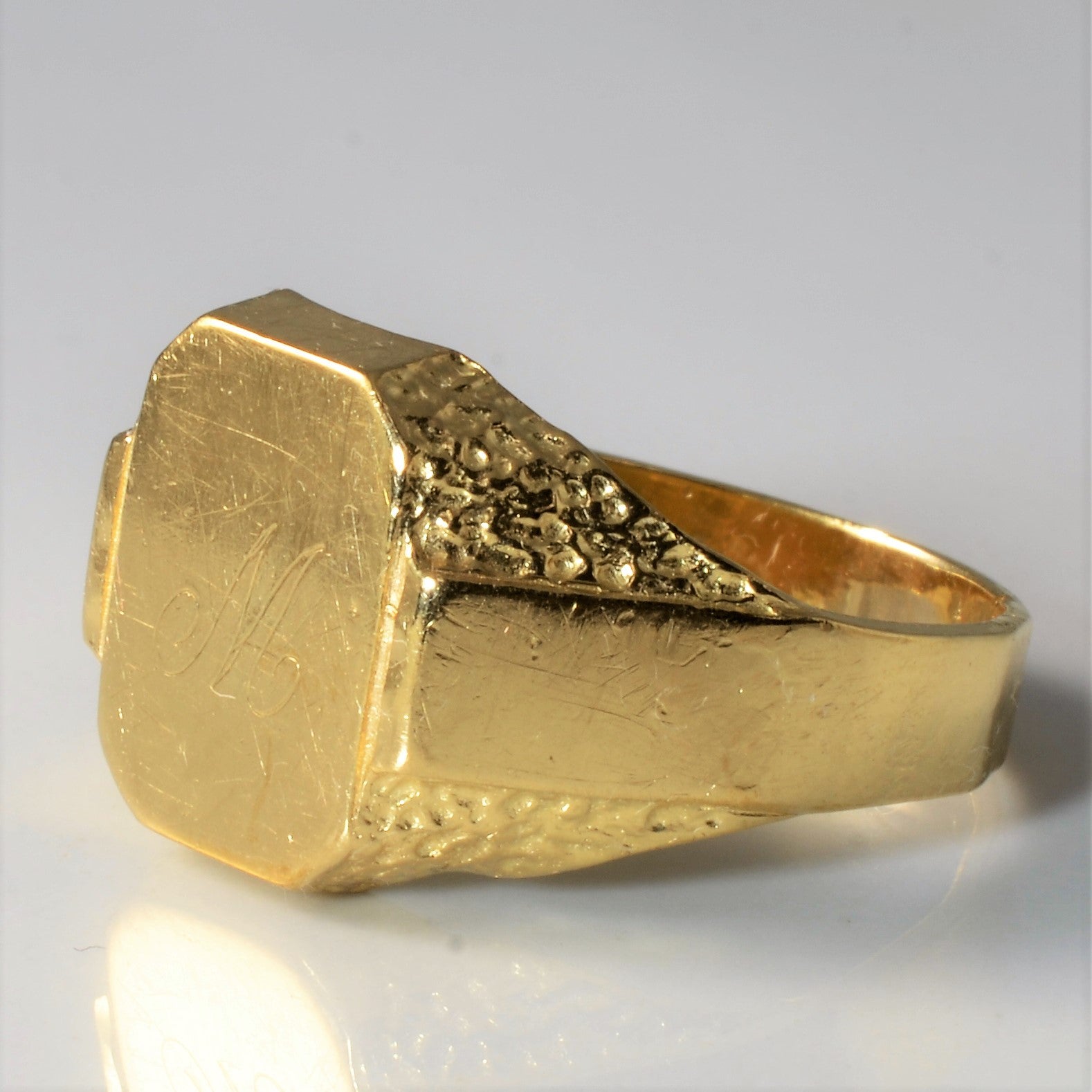 Yellow Gold Initial 'M' Signet Ring | SZ 11.25 |