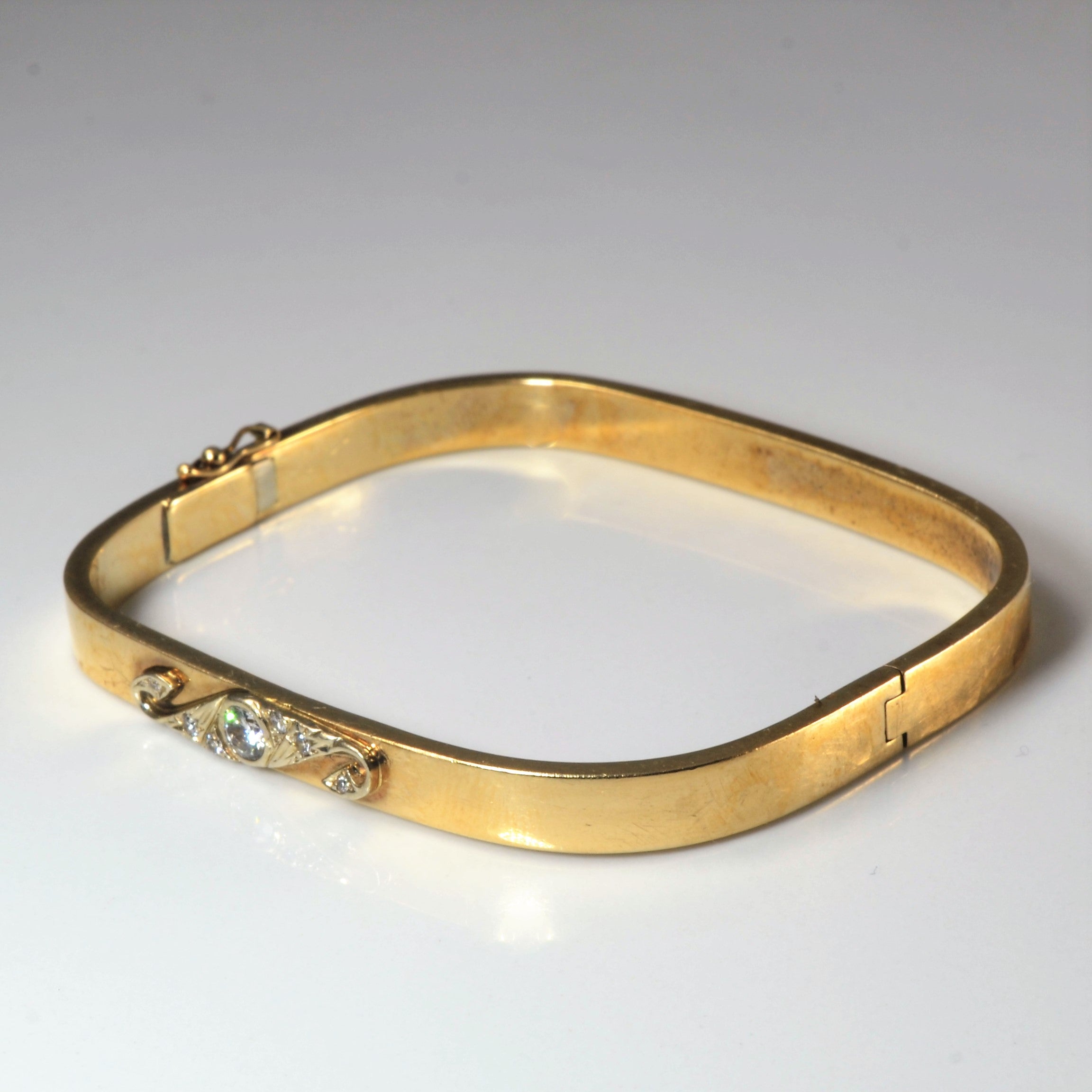 Square Bezel Set Diamond Bangle | 0.255ctw | 7" |