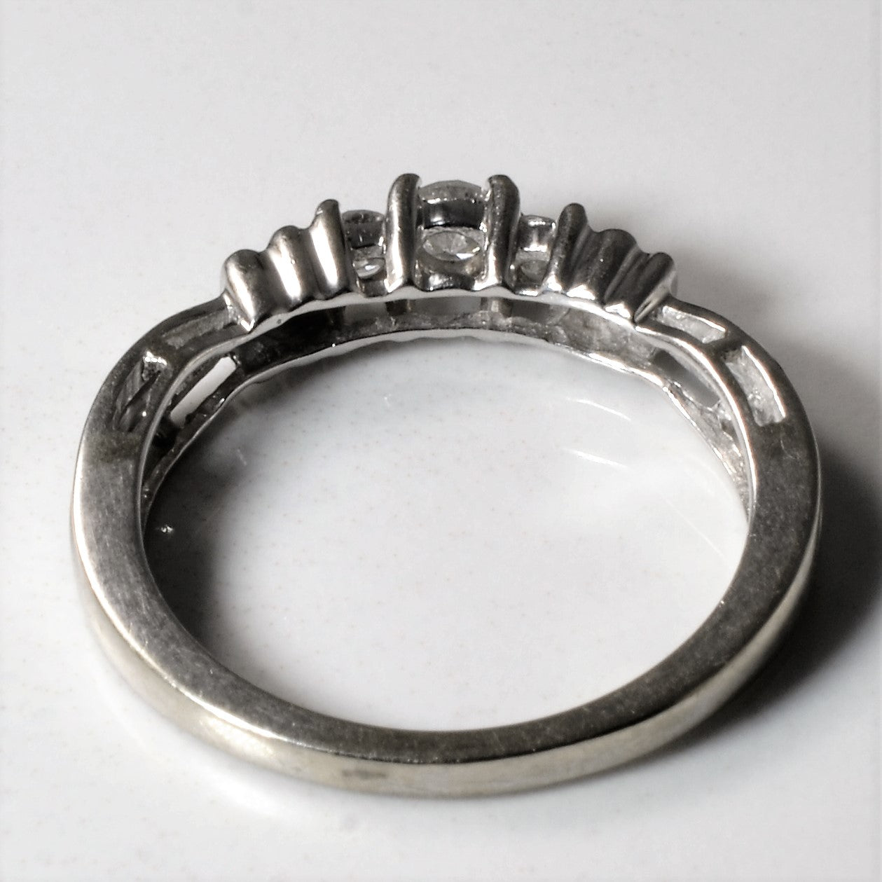 Three Stone Diamond Ring | 0.22ctw | SZ 7 |