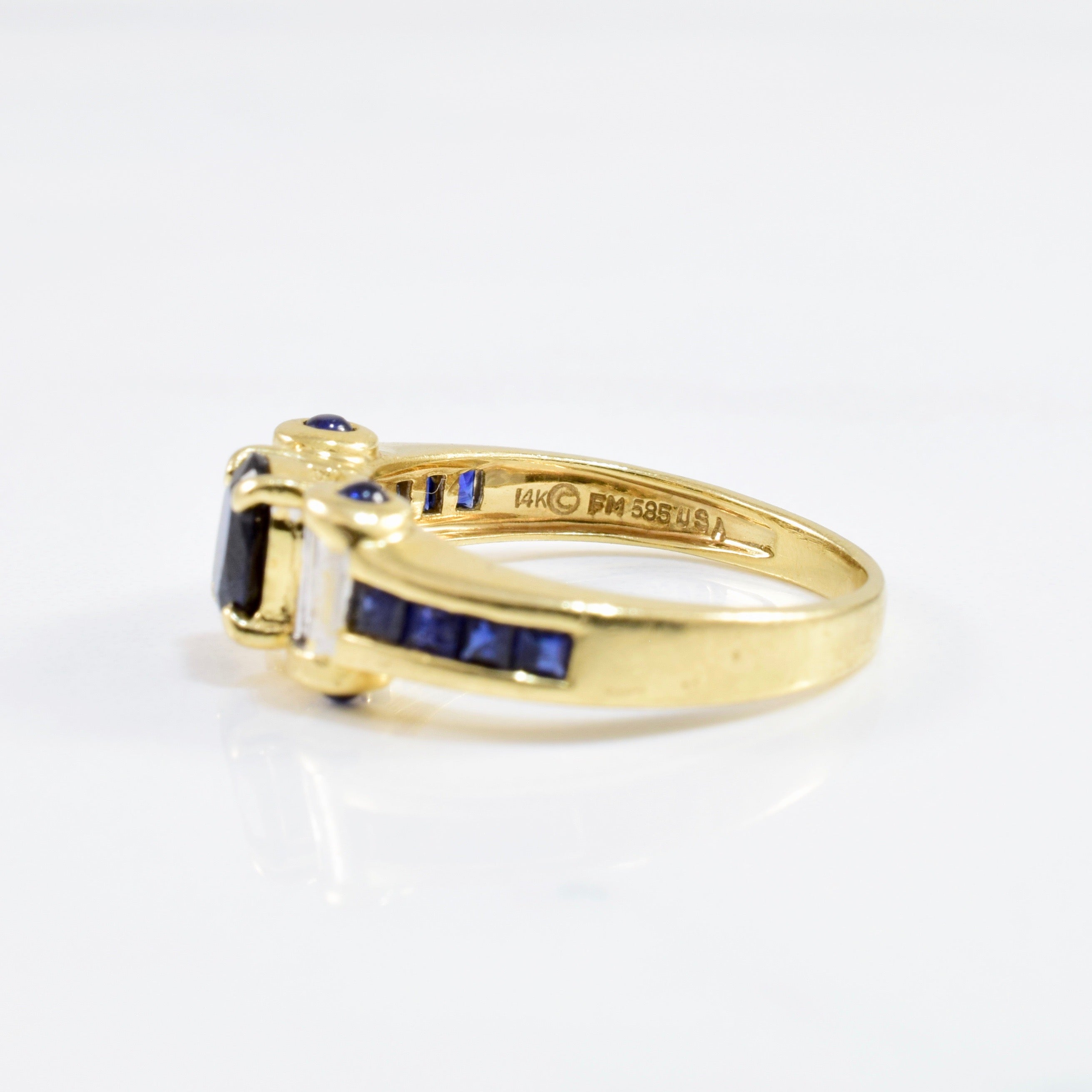 Cabochon Detailed Sapphire Ring | 0.06 ctw SZ 5 |