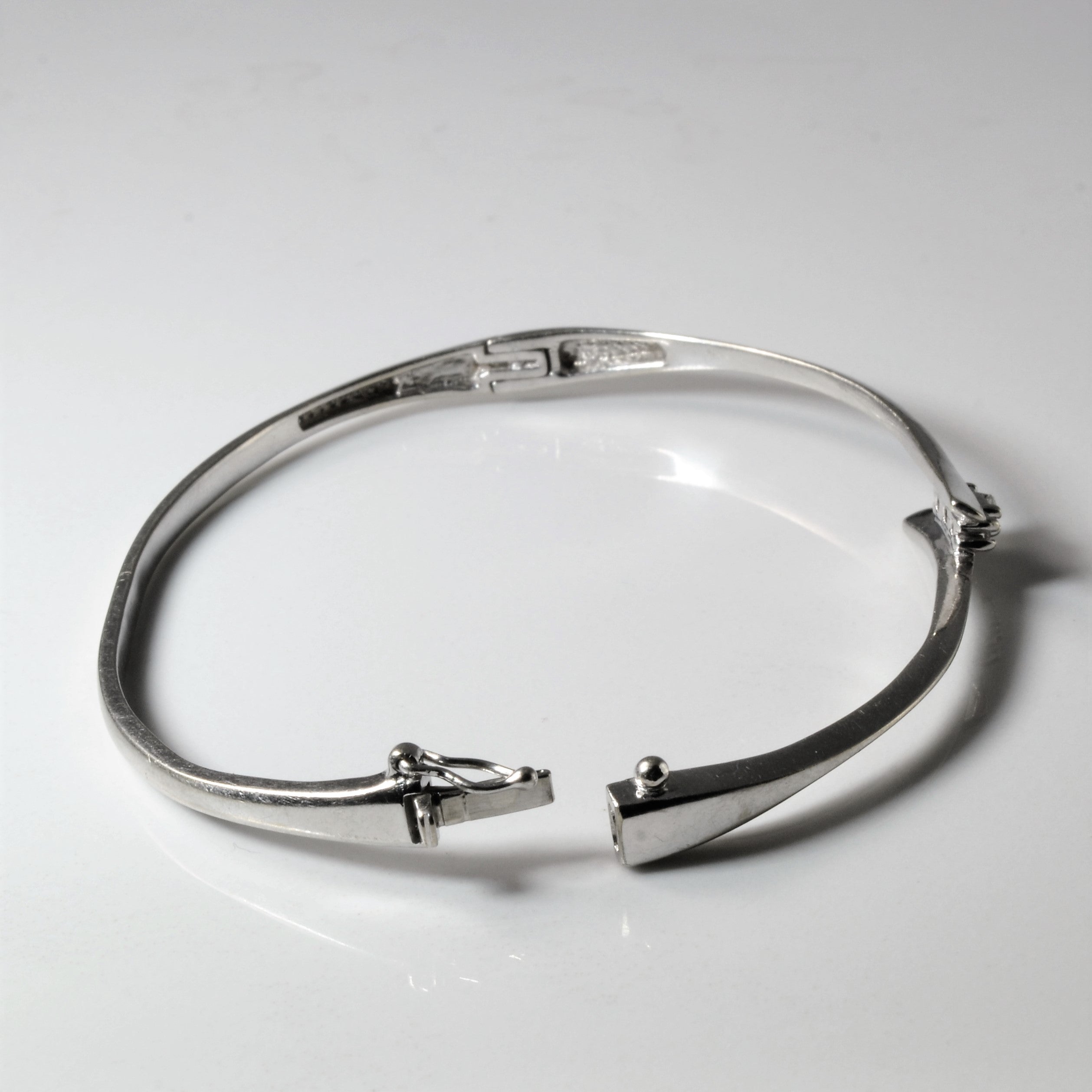 Bypass Three Stone Diamond Bangle | 0.10ctw | 7"|