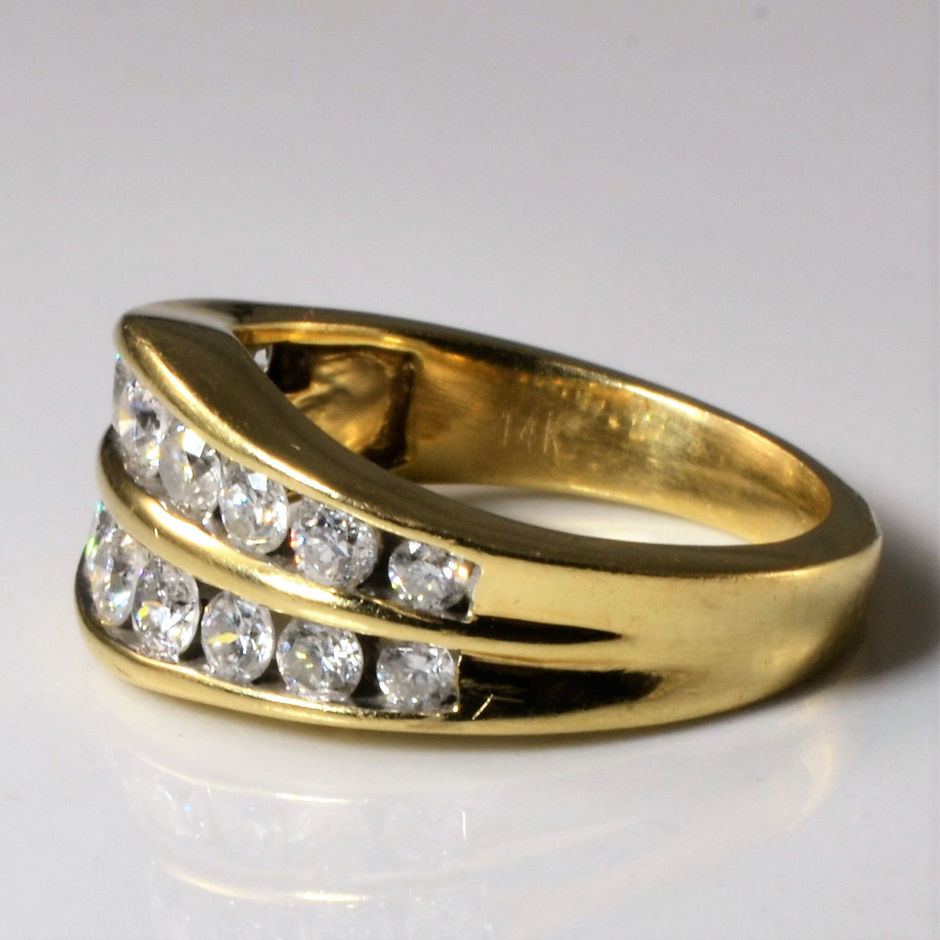 Bague en diamant à double canal conique | 0,84 ct | Taille 5 |