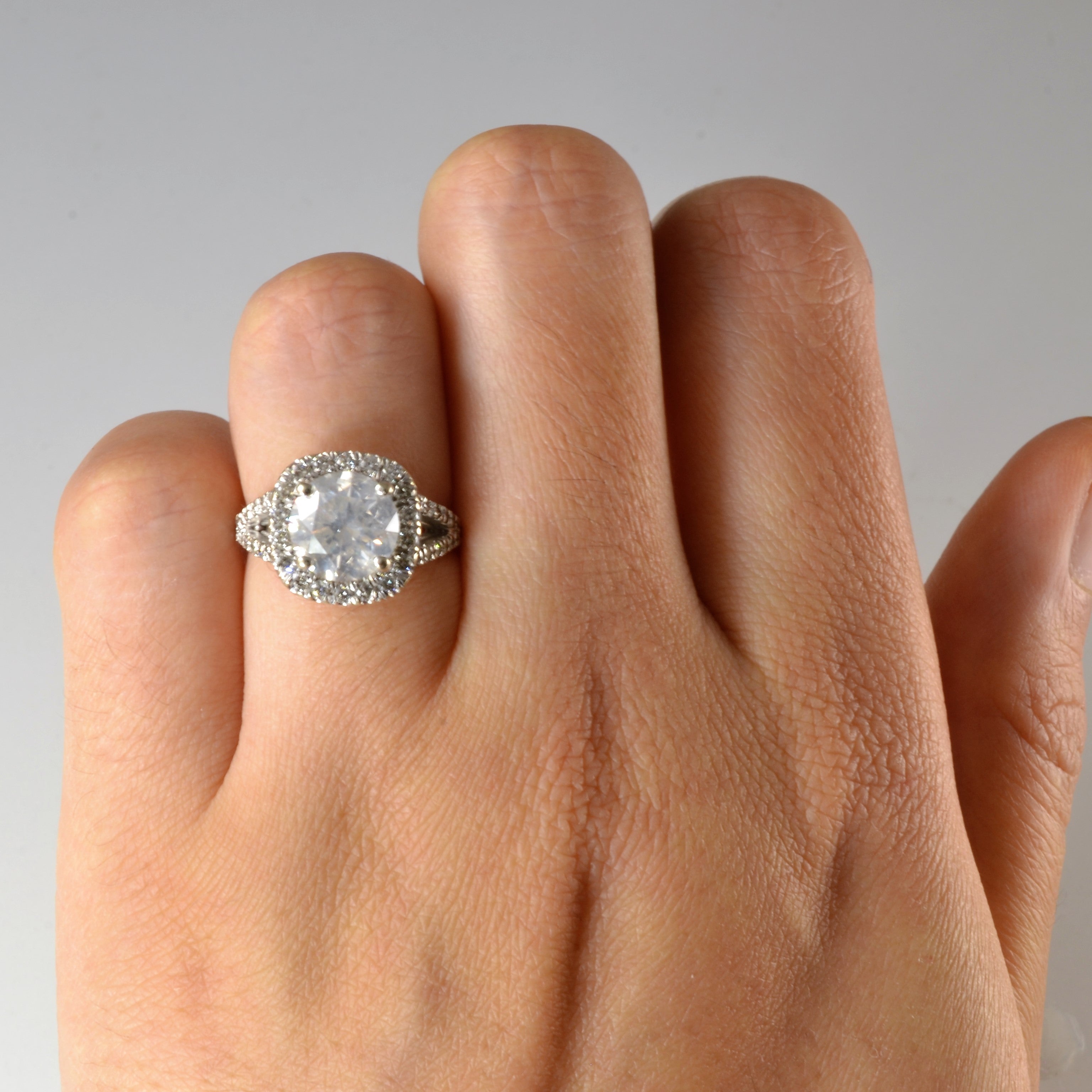 Halo Diamond Engagement Ring | 2.64ctw | SZ 4 |