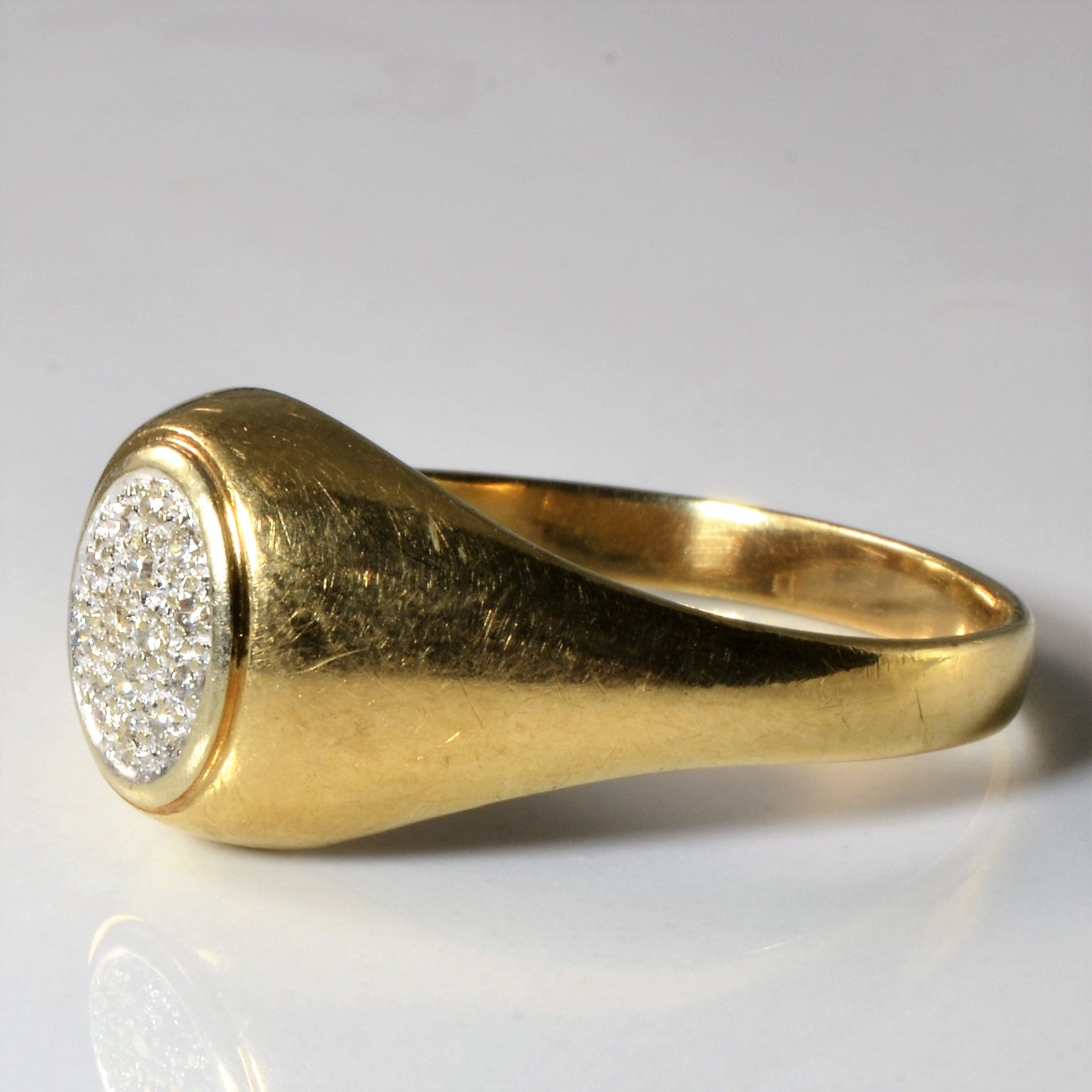 Bague ovale pavée en forme de dôme | 0,07 ct | Taille 13,75 |
