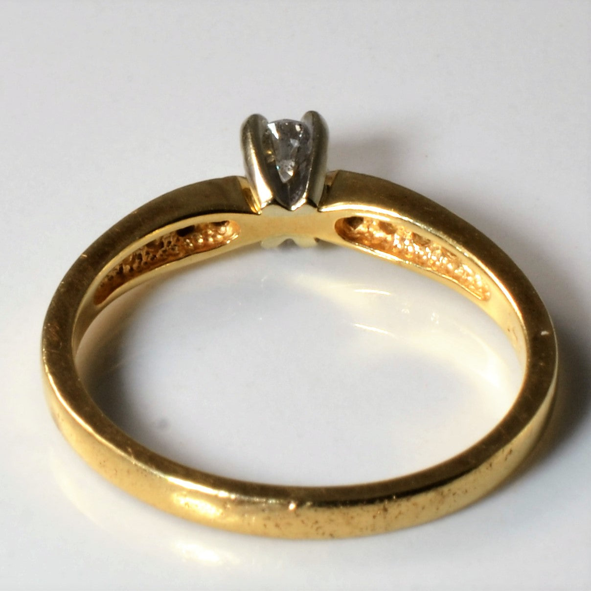 Solitaire with Accents Diamond Ring | 0.14ctw | SZ 5.75 |