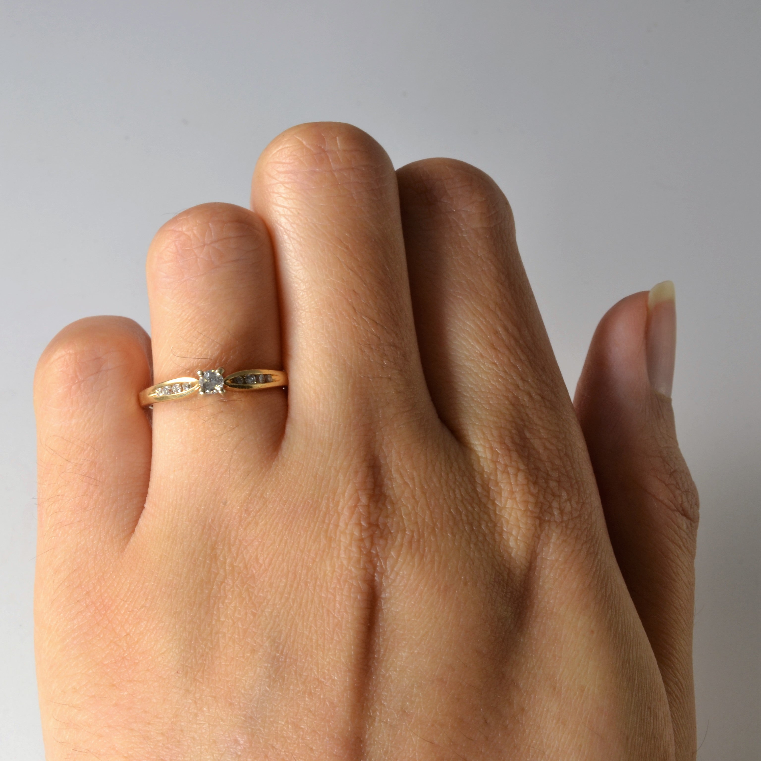 Solitaire with Accents Diamond Ring | 0.14ctw | SZ 5.75 |