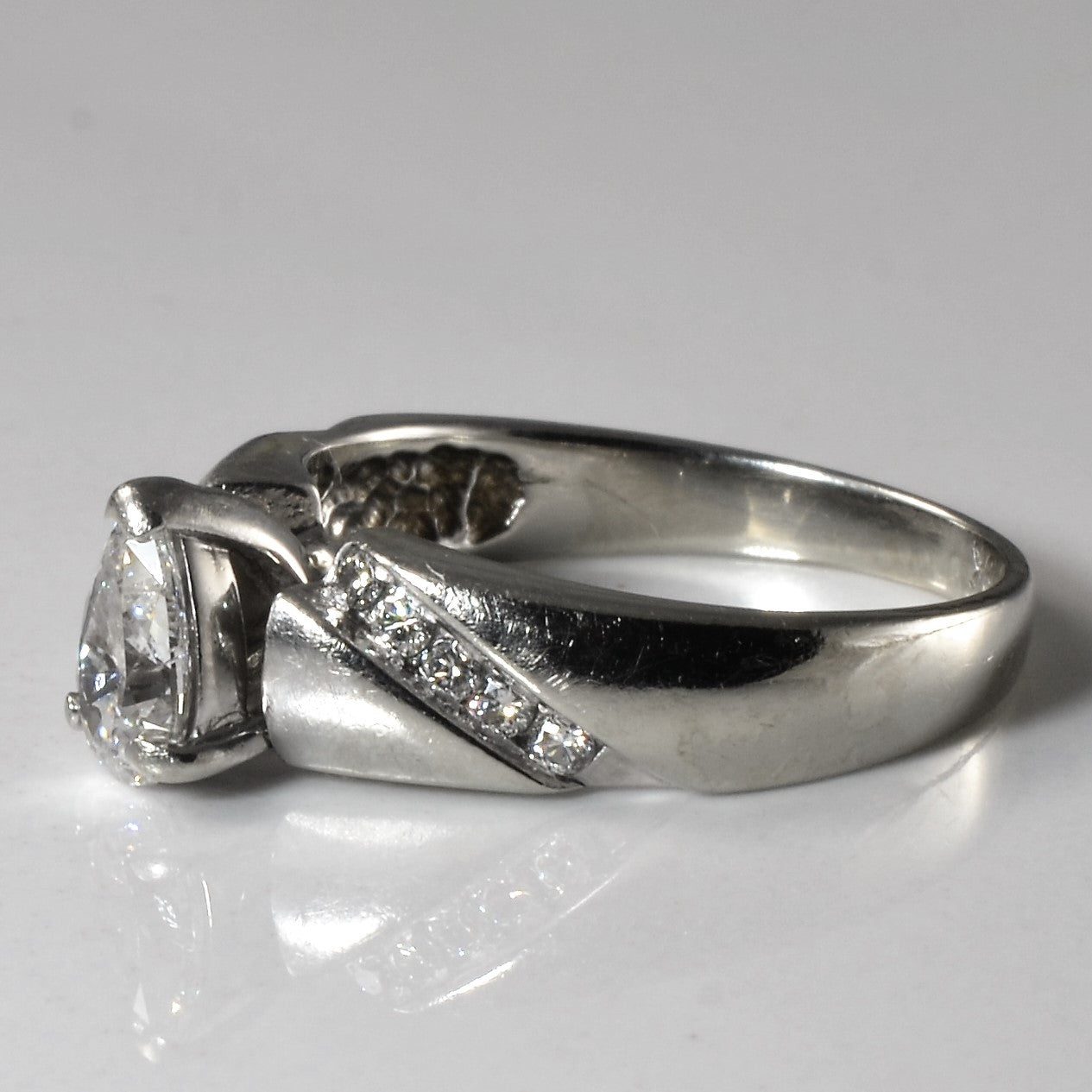 Pear Diamond Engagement Ring | 0.75ctw | SZ 6.5 |