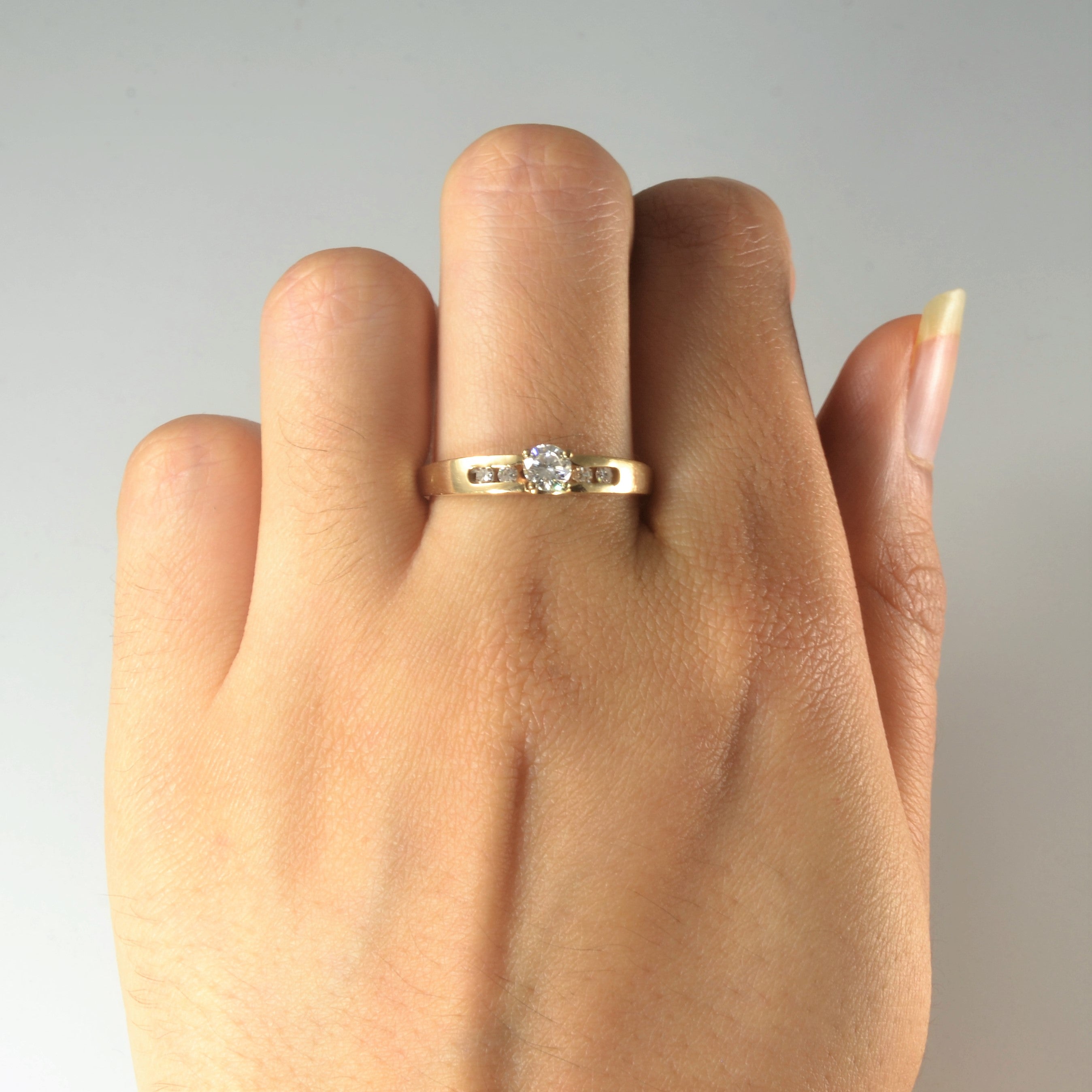 Five Stone Diamond Ring | 0.37ctw | SZ 9.5 |