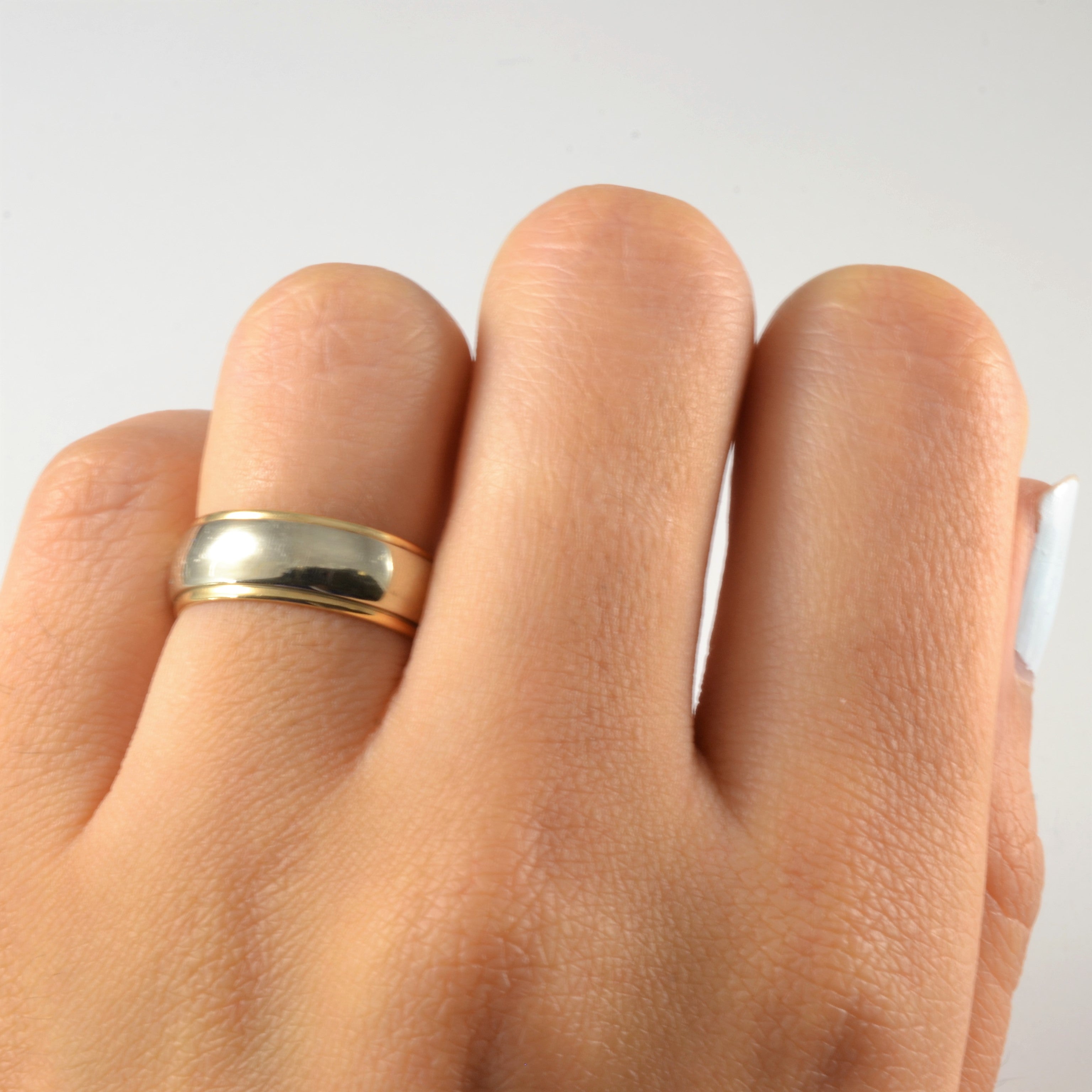 Art Carved' Two Tone Gold Band | SZ 4.75 |