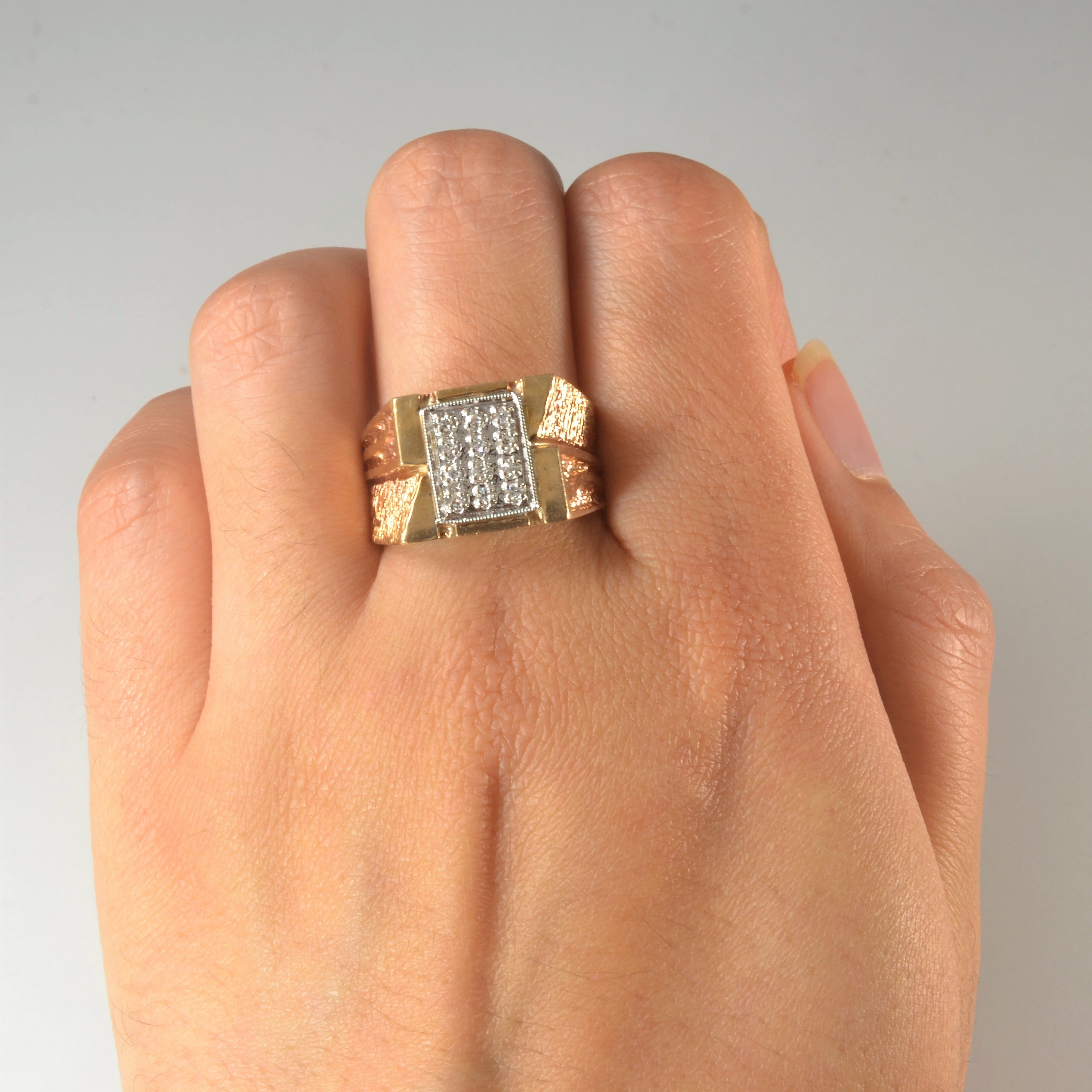 Cluster Diamond Textured Gold Ring | 0.12ctw | SZ 9.5 |