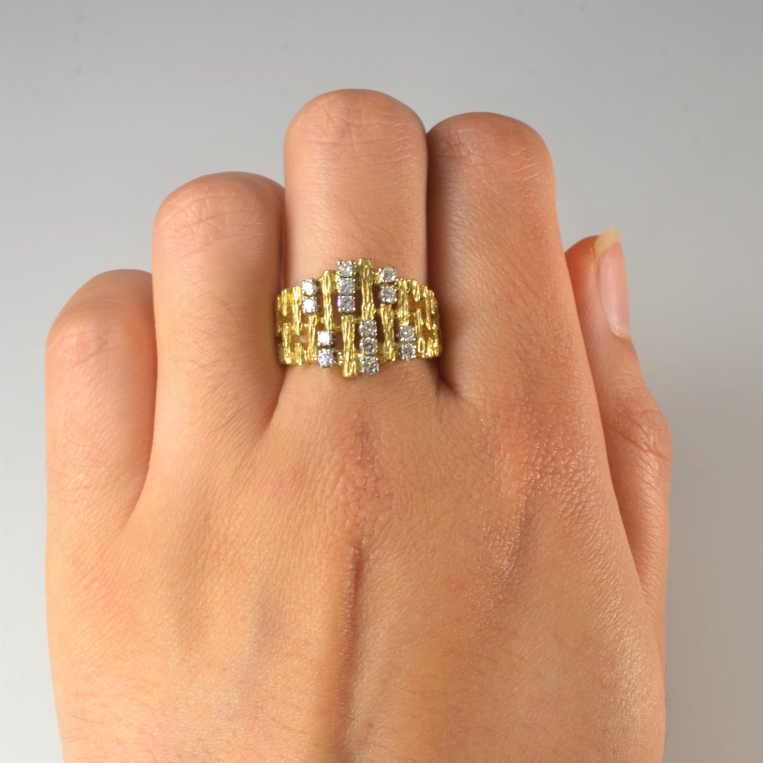 Textured Diamond Cocktail Ring | 0.35ctw | SZ 7.5 |