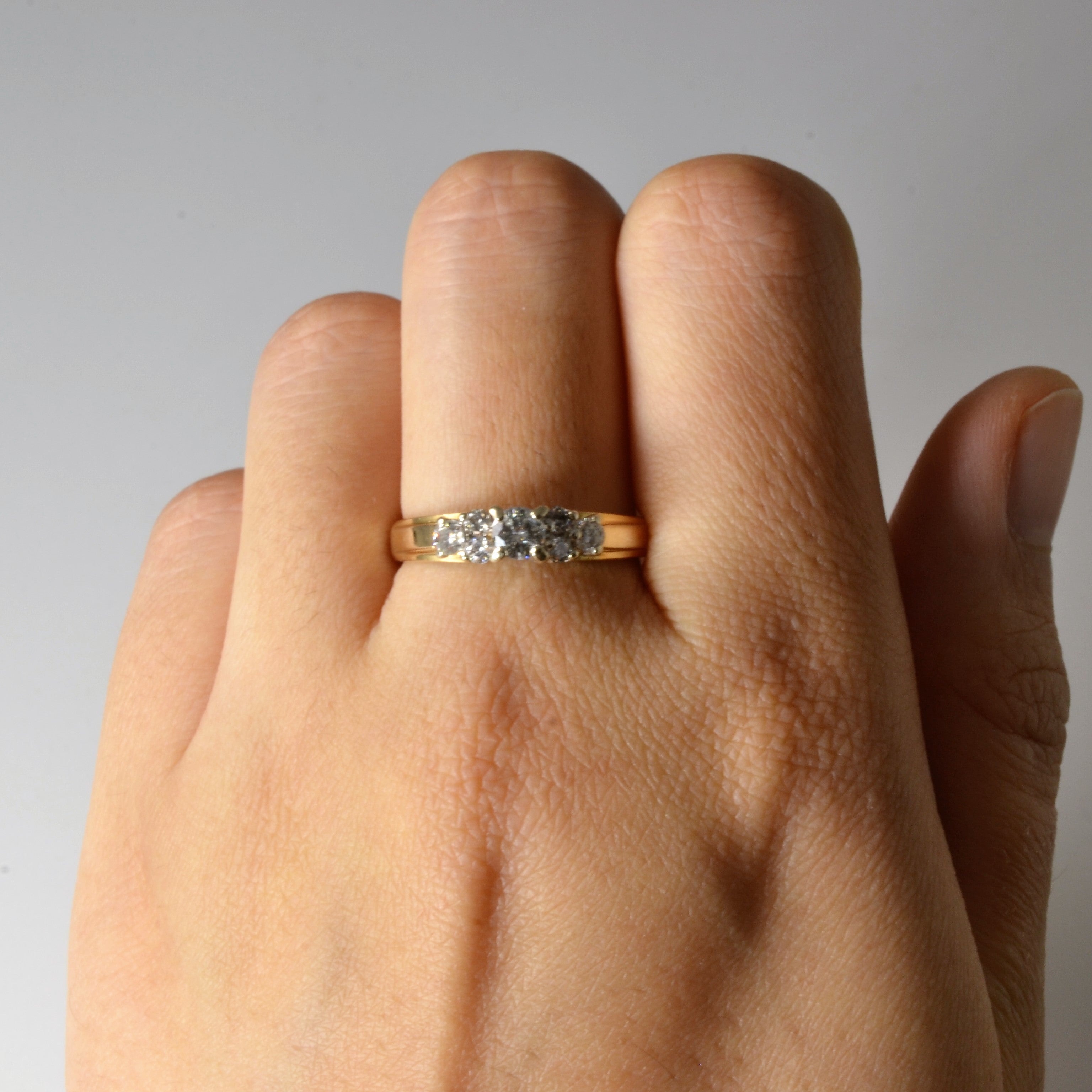 Cluster Diamond Engagement Ring | 0.47ctw | SZ 8.25 |