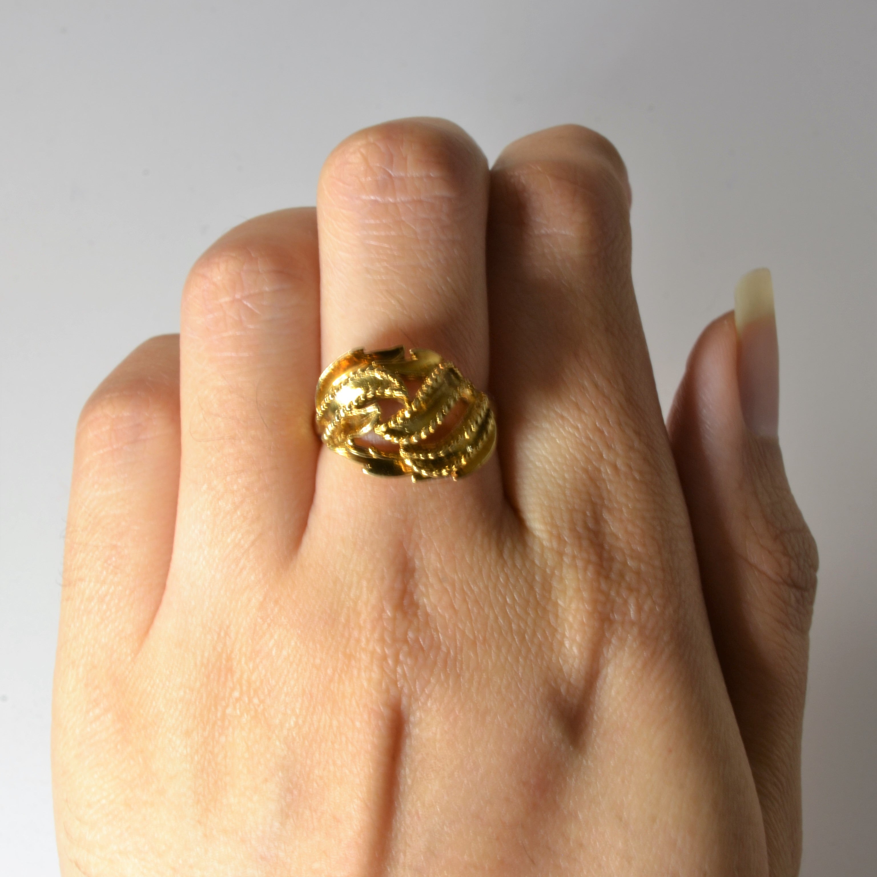 Swirling Open Work Ring | SZ 6 |