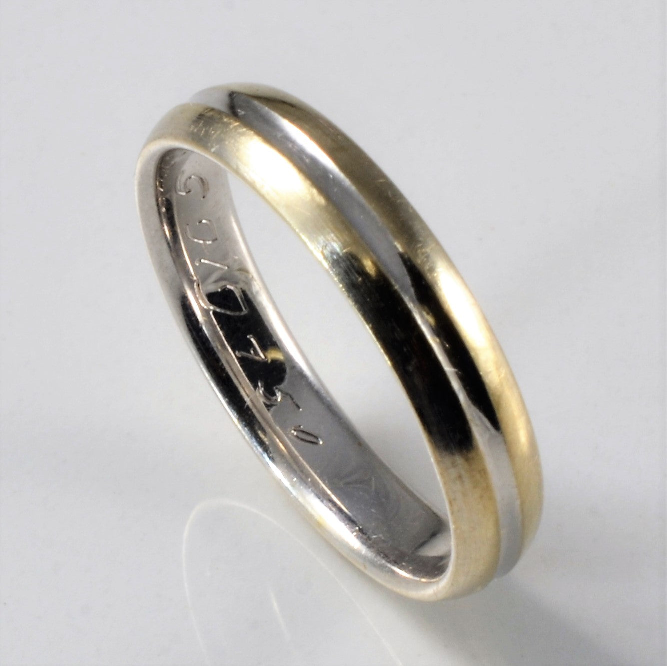 18K Gold Band | SZ 6.5 |