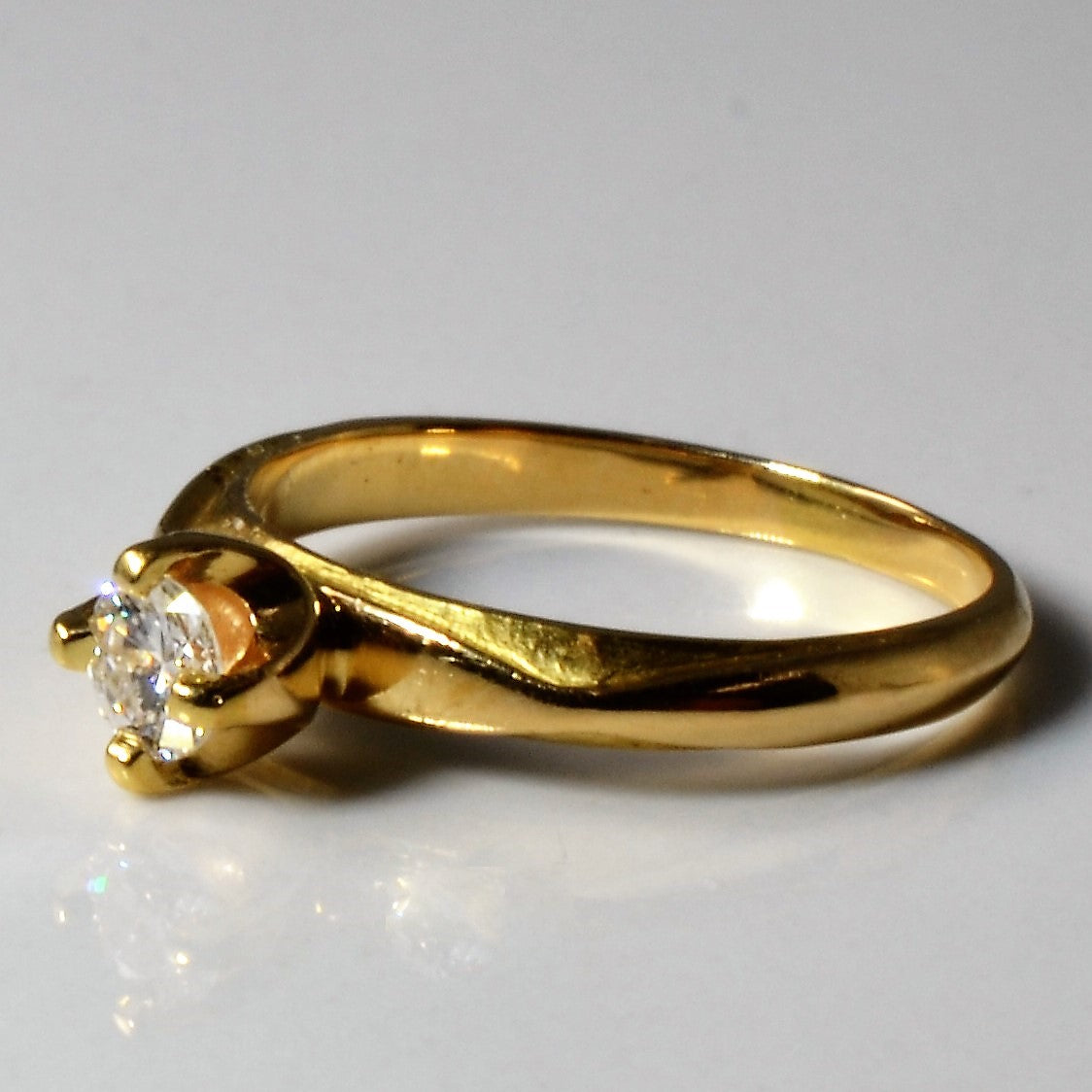 Petite Solitaire Diamond Ring | 0.17ct | SZ 3.5 |