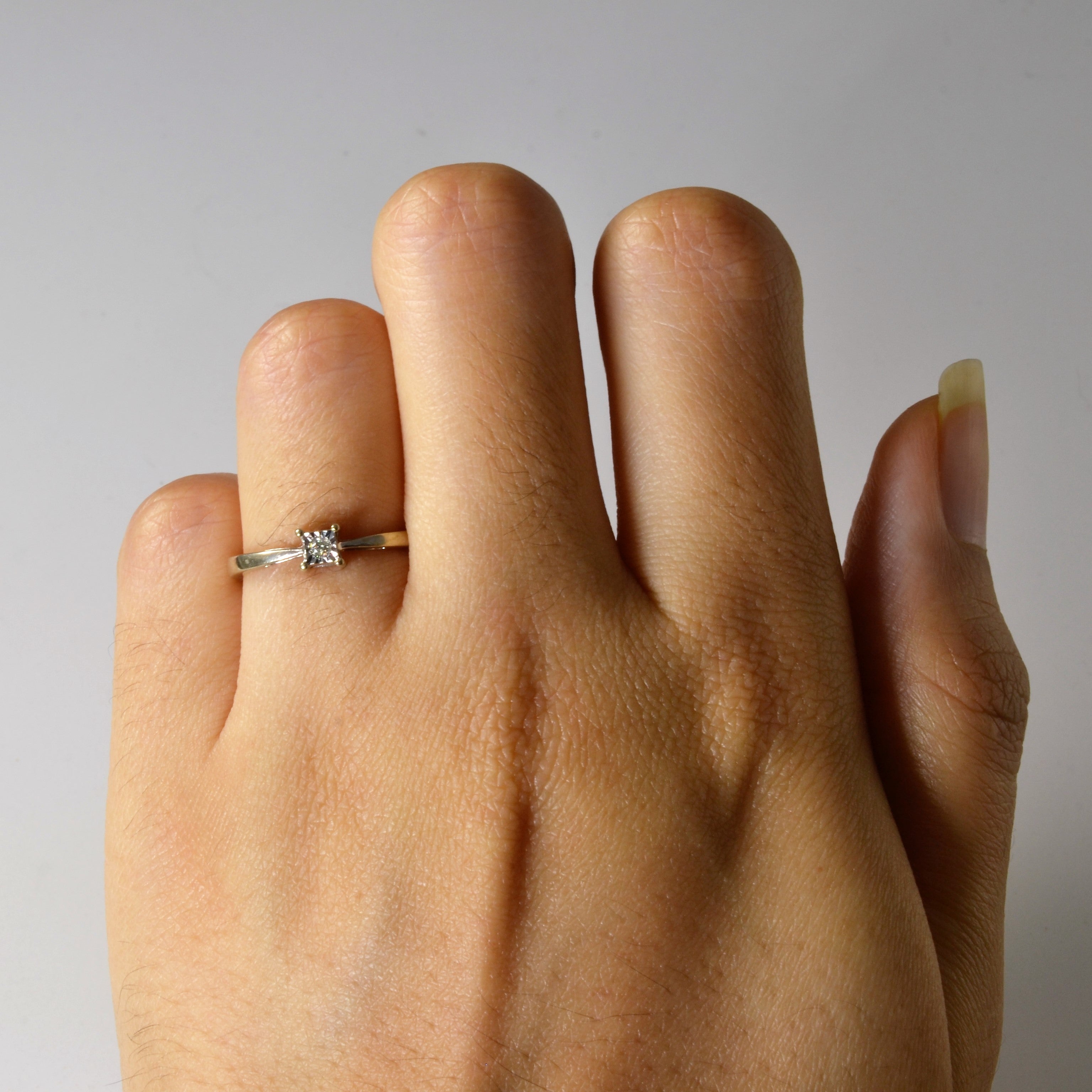 Illusion Set Solitaire Diamond Ring | 0.02ct | SZ 5 |