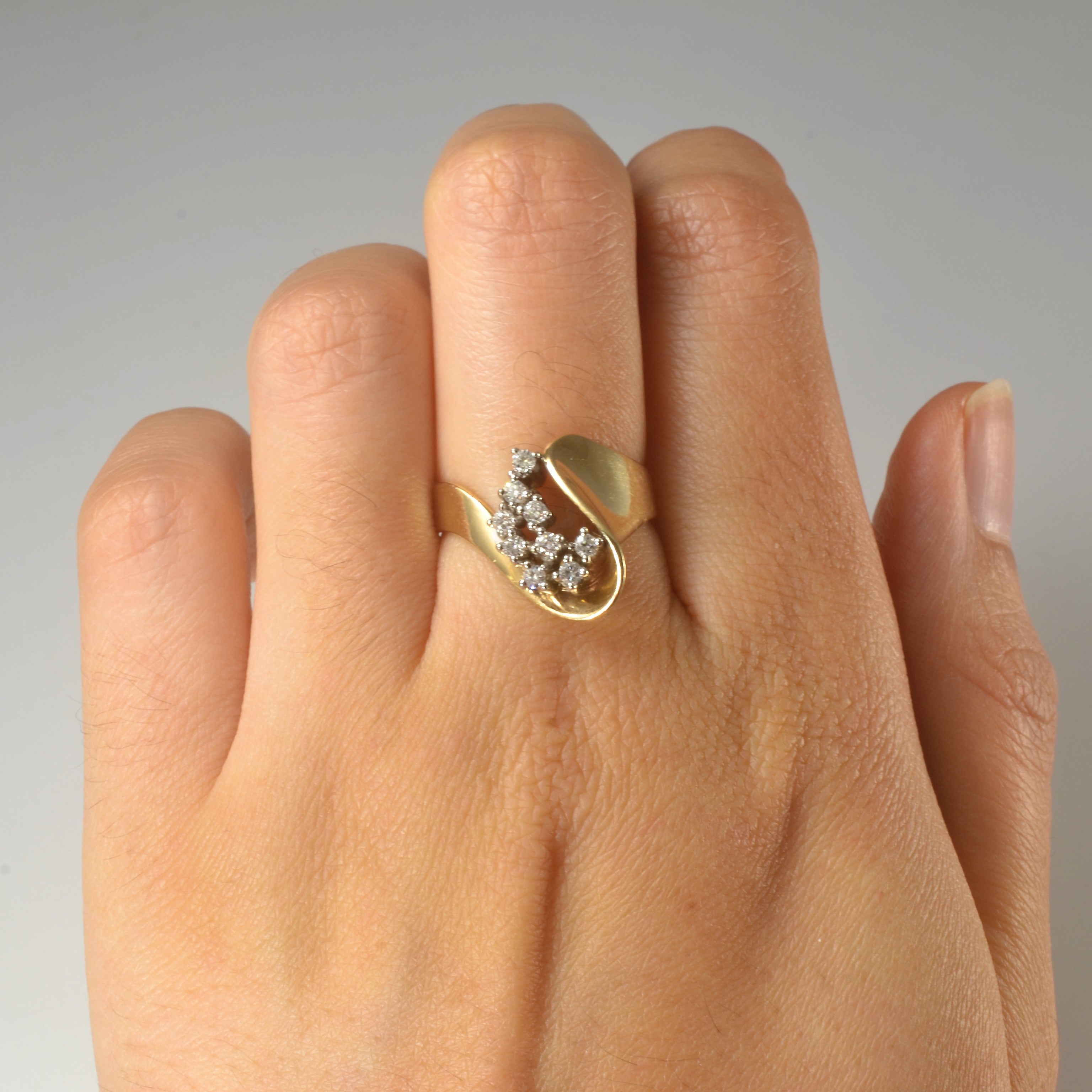 Abstract Diamond Swoop Ring | 0.18ctw | SZ 6.75 |