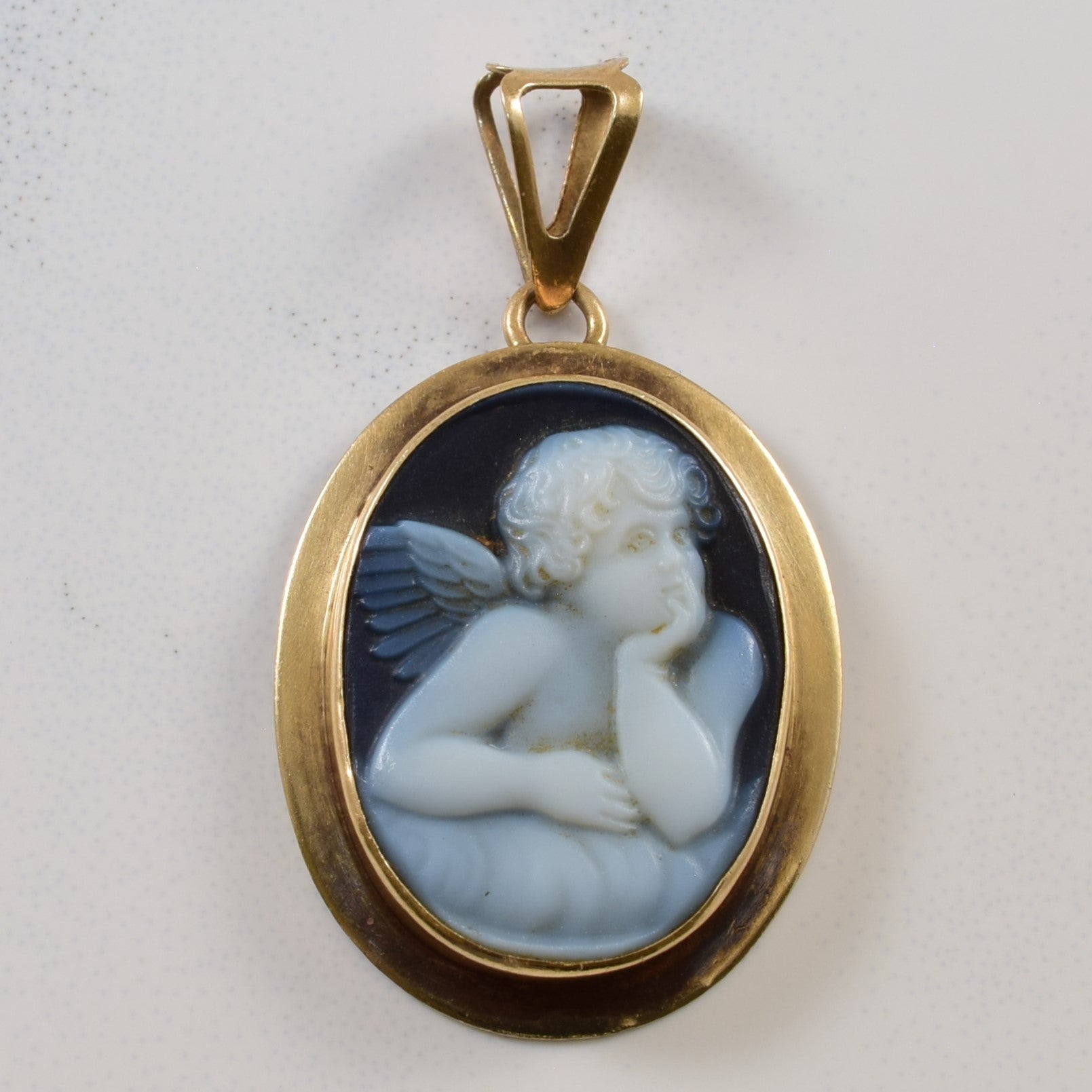 Pendentif camée chérubin en onyx | 4,50 ct |