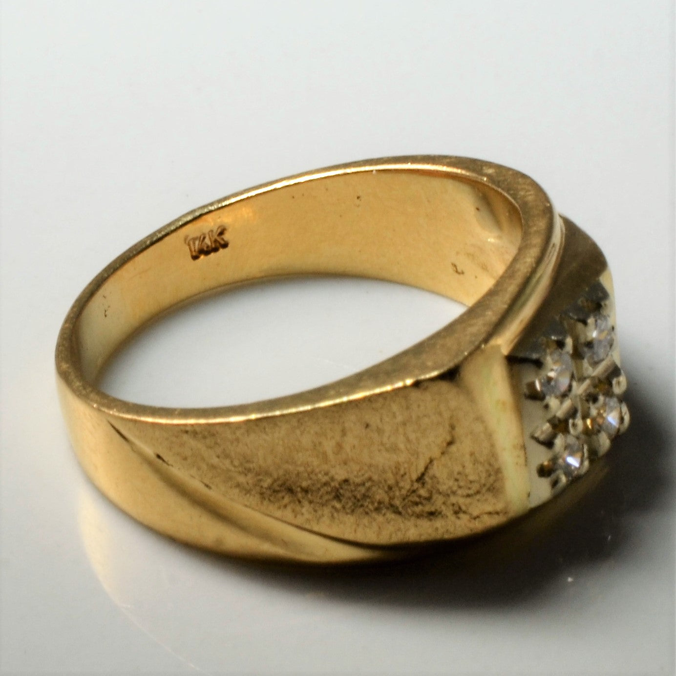 Grid Set Four Stone Diamond Ring | 0.10ctw | SZ 5.75 |
