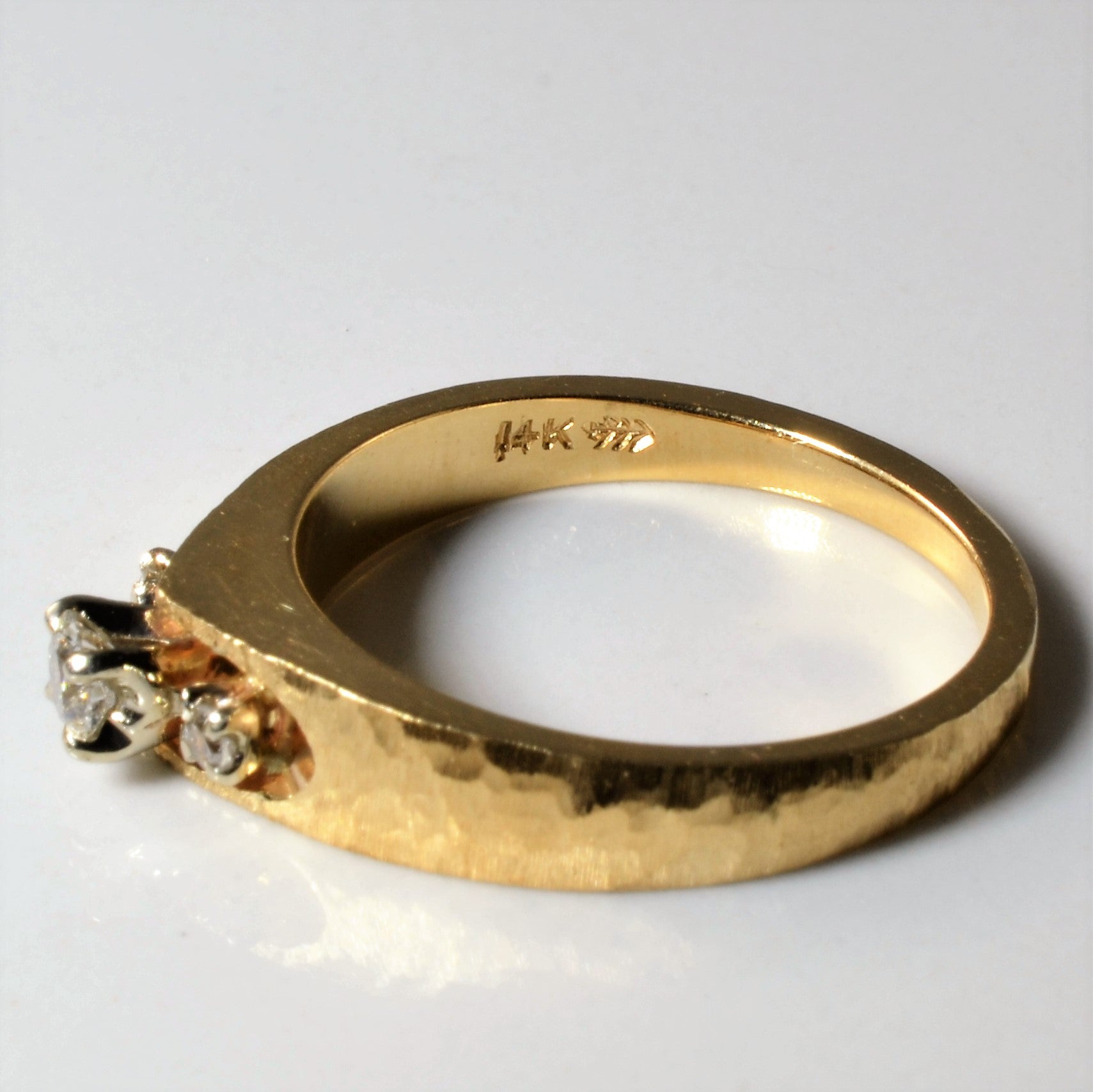 Three Stone Diamond Ring | 0.18ctw | SZ 7.5 |