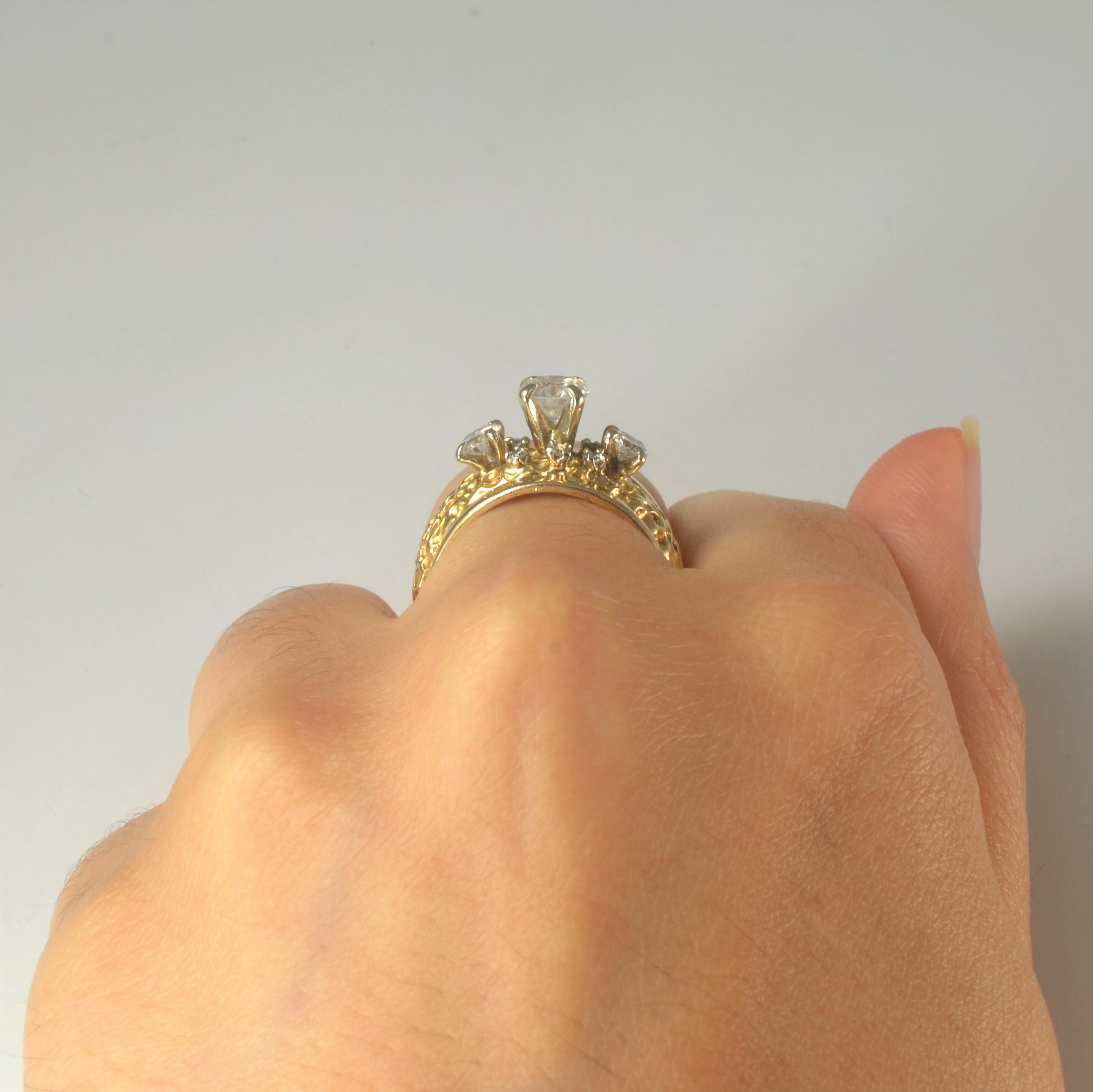 Nugget Textured Diamond Ring | 1.10ctw | SZ 6.25 |