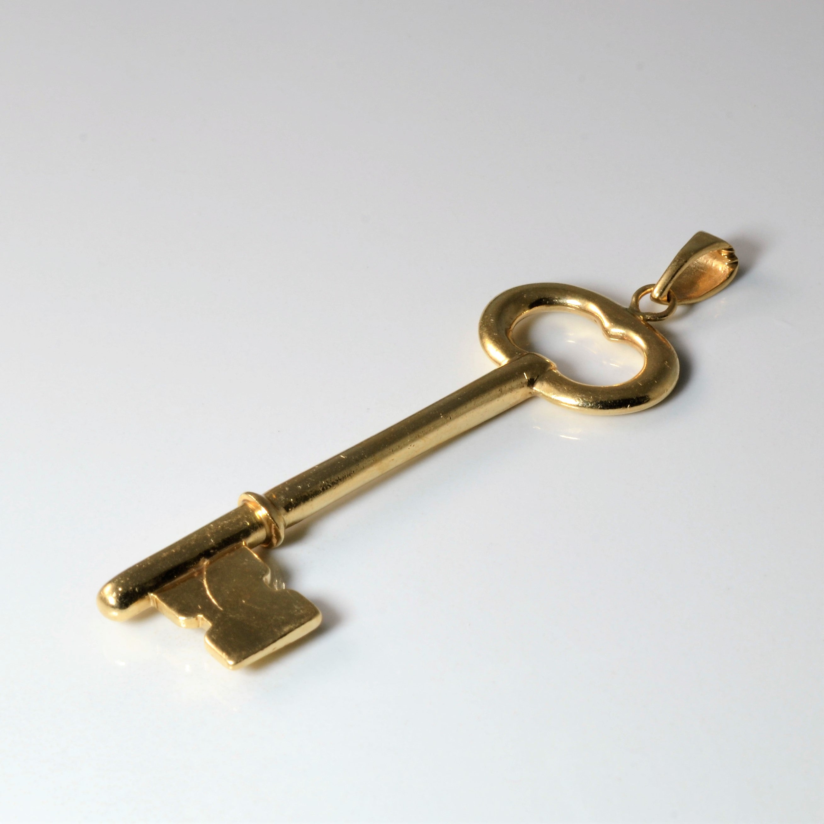 Yellow Gold Key Pendant |