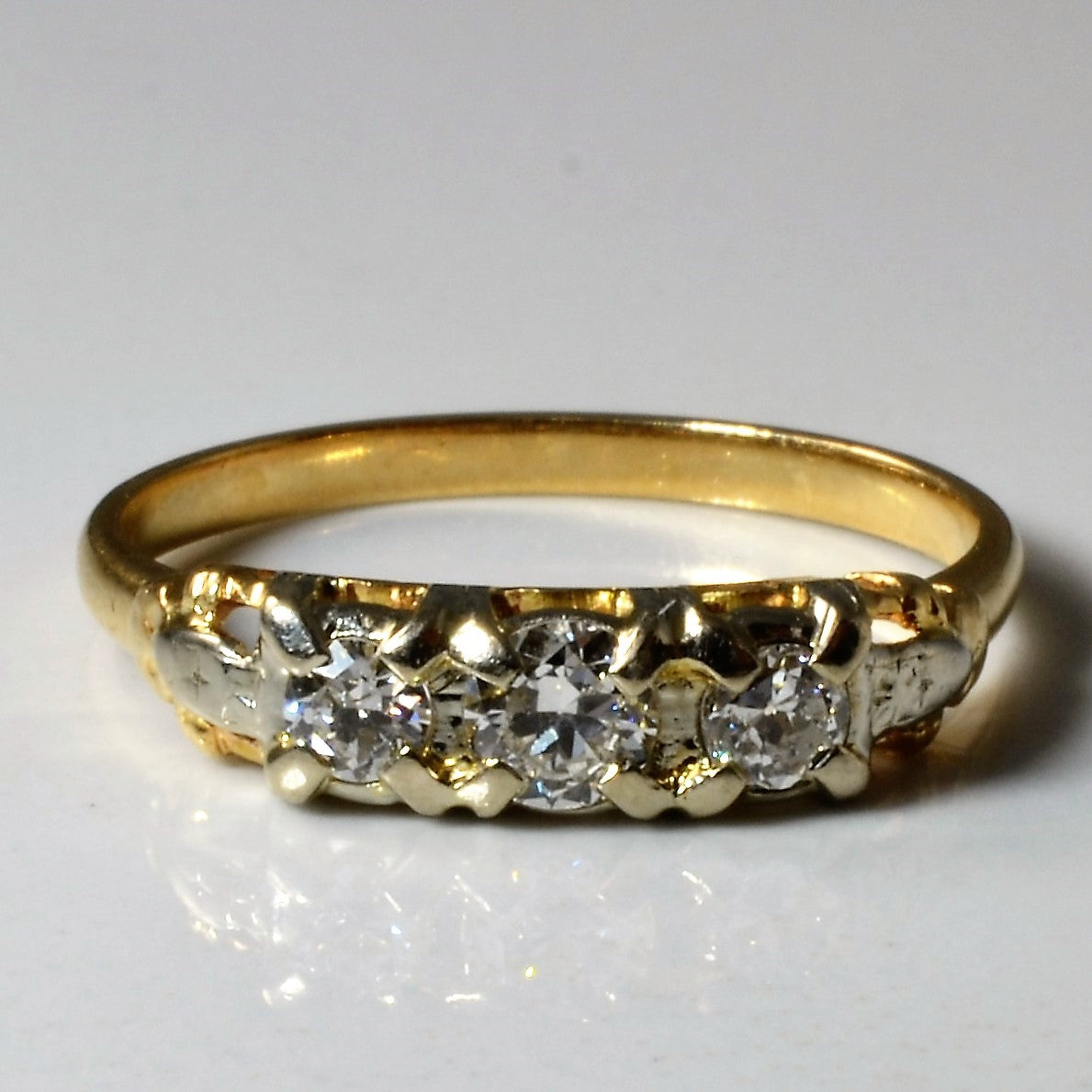 Two Tone Three Stone Diamond Band | 0.42ctw | SZ 8.25 |