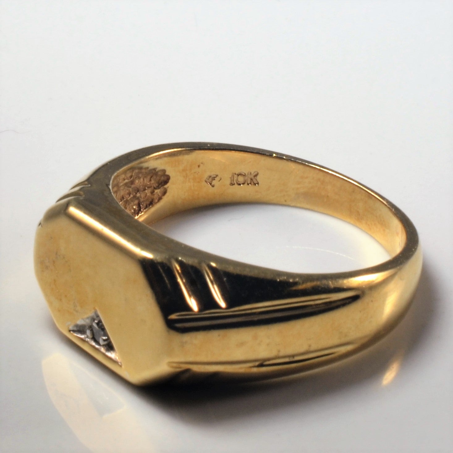 Diamond Signet Ring | 0.01ct | SZ 9.5 |