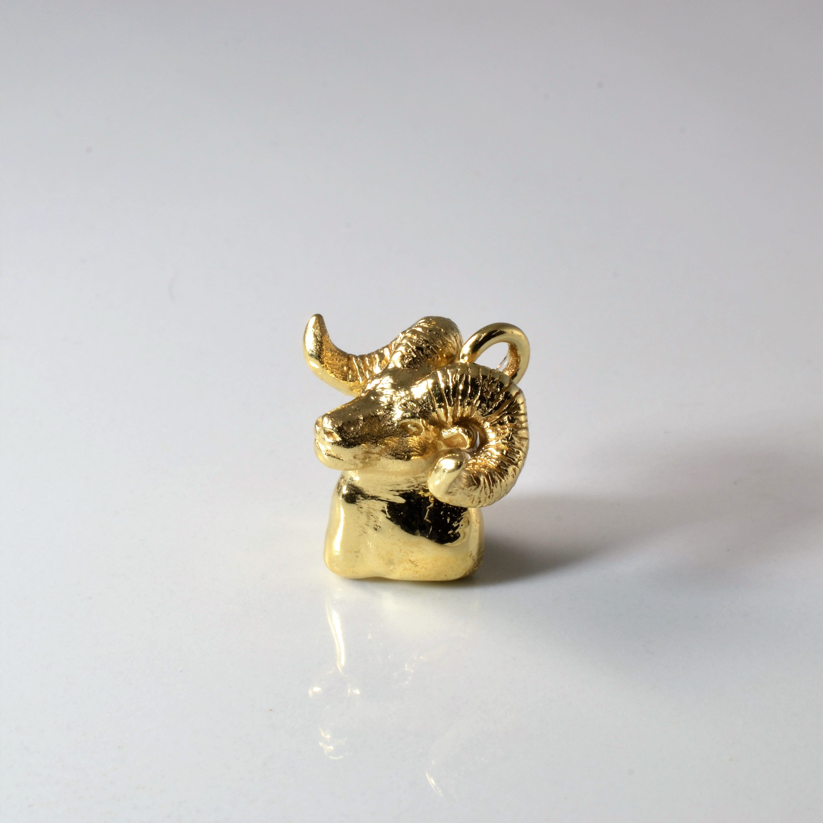 Yellow Gold Ram Pendant |
