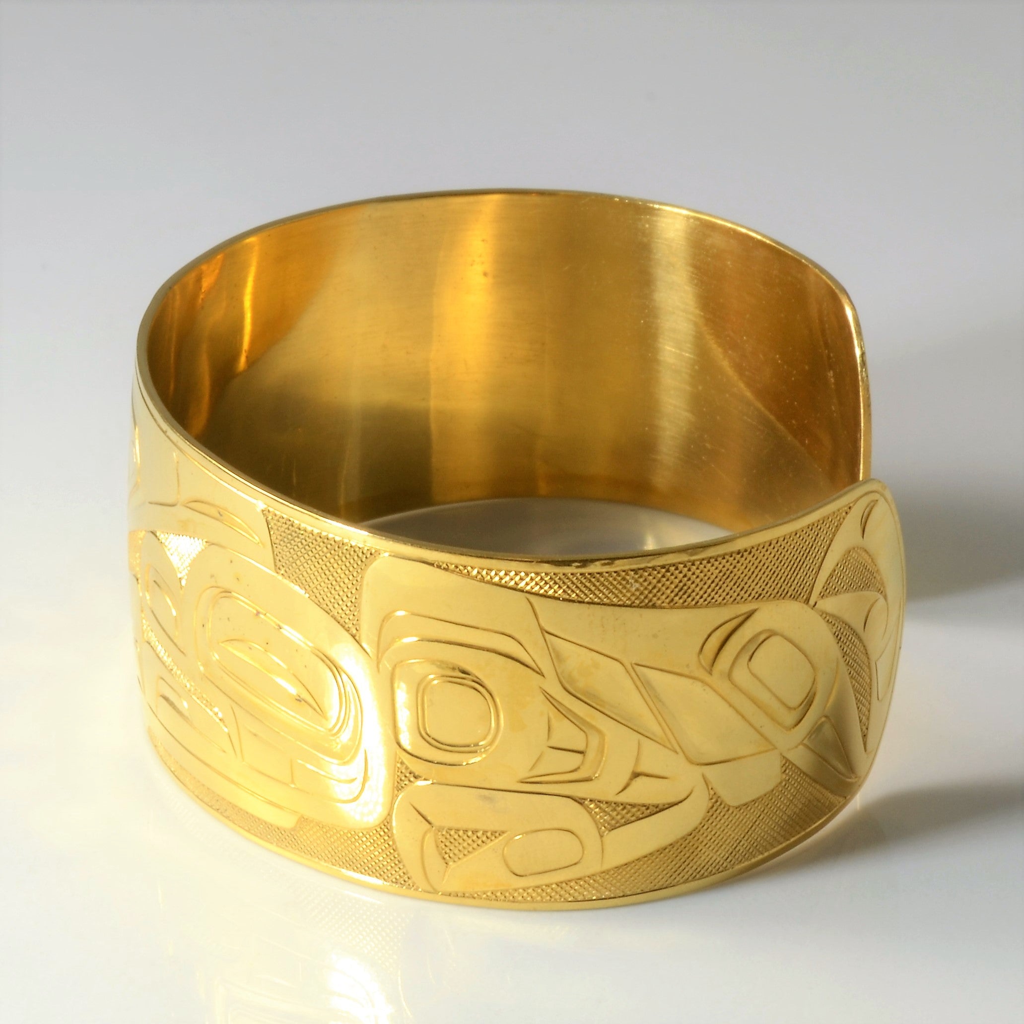 22k Yellow Gold Indigenous Art Cuff | 6" |