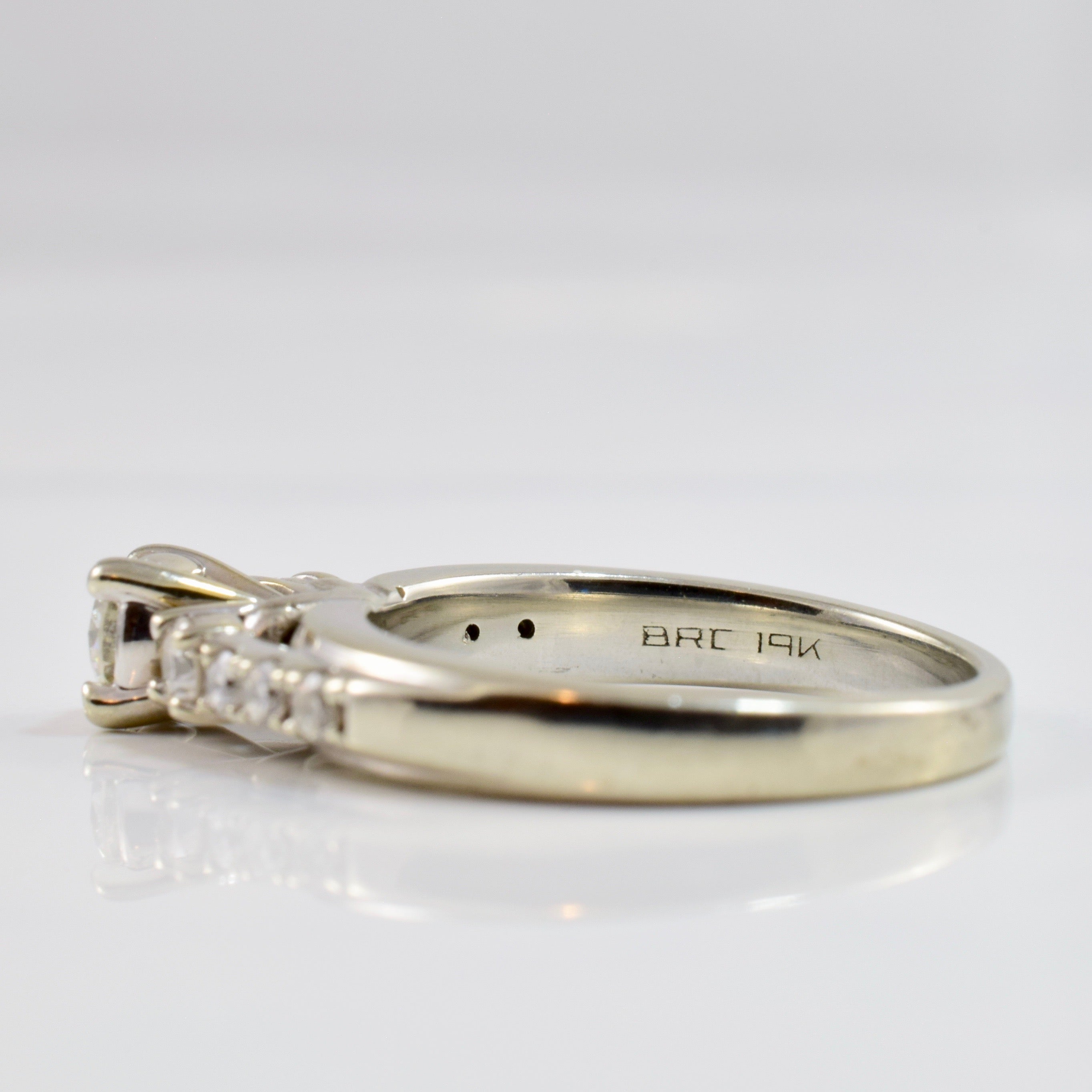 Diamond Engagement Ring | 0.46 ctw SZ 4.25 |