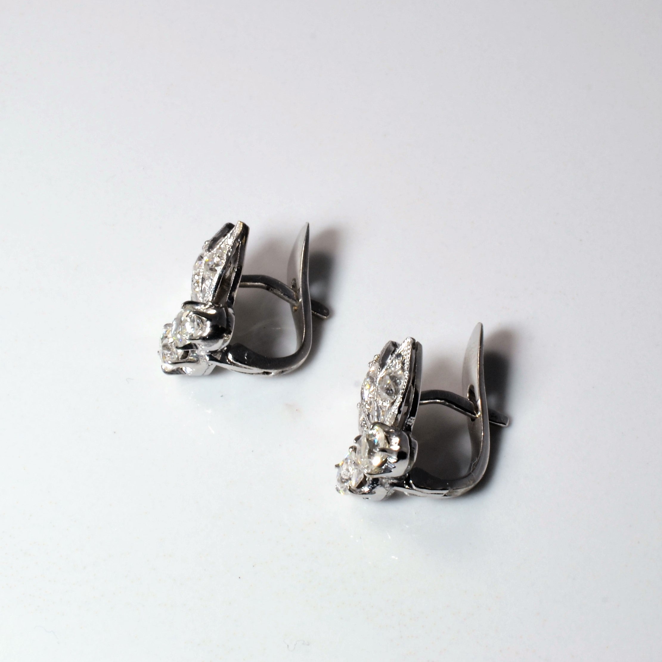 Boucles d'oreilles Art Déco en diamant taille ancienne avec motif millegrain | 0,75 ct au total |
