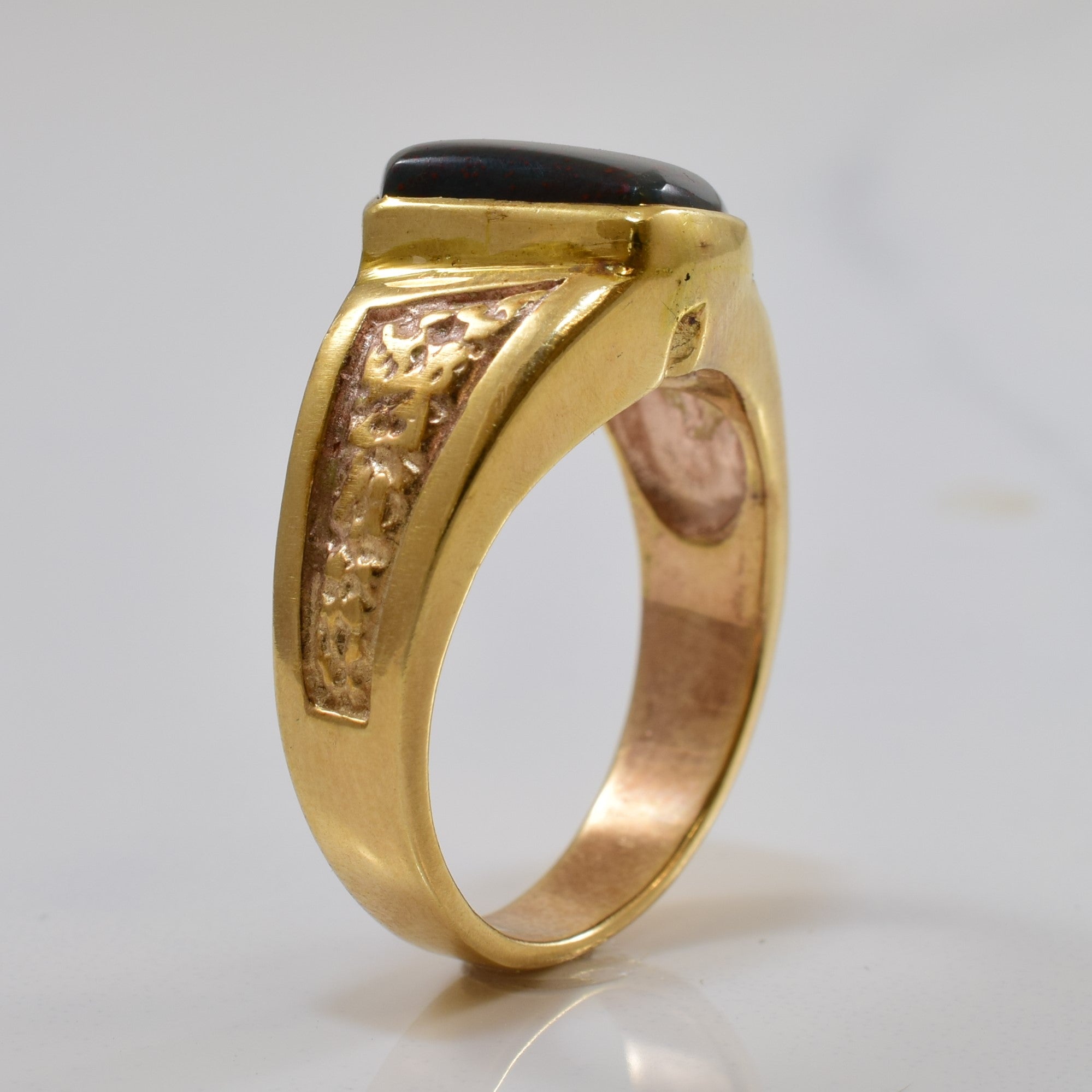 Bezel Set Bloodstone Ring | 1.75ct | SZ 9.75 |