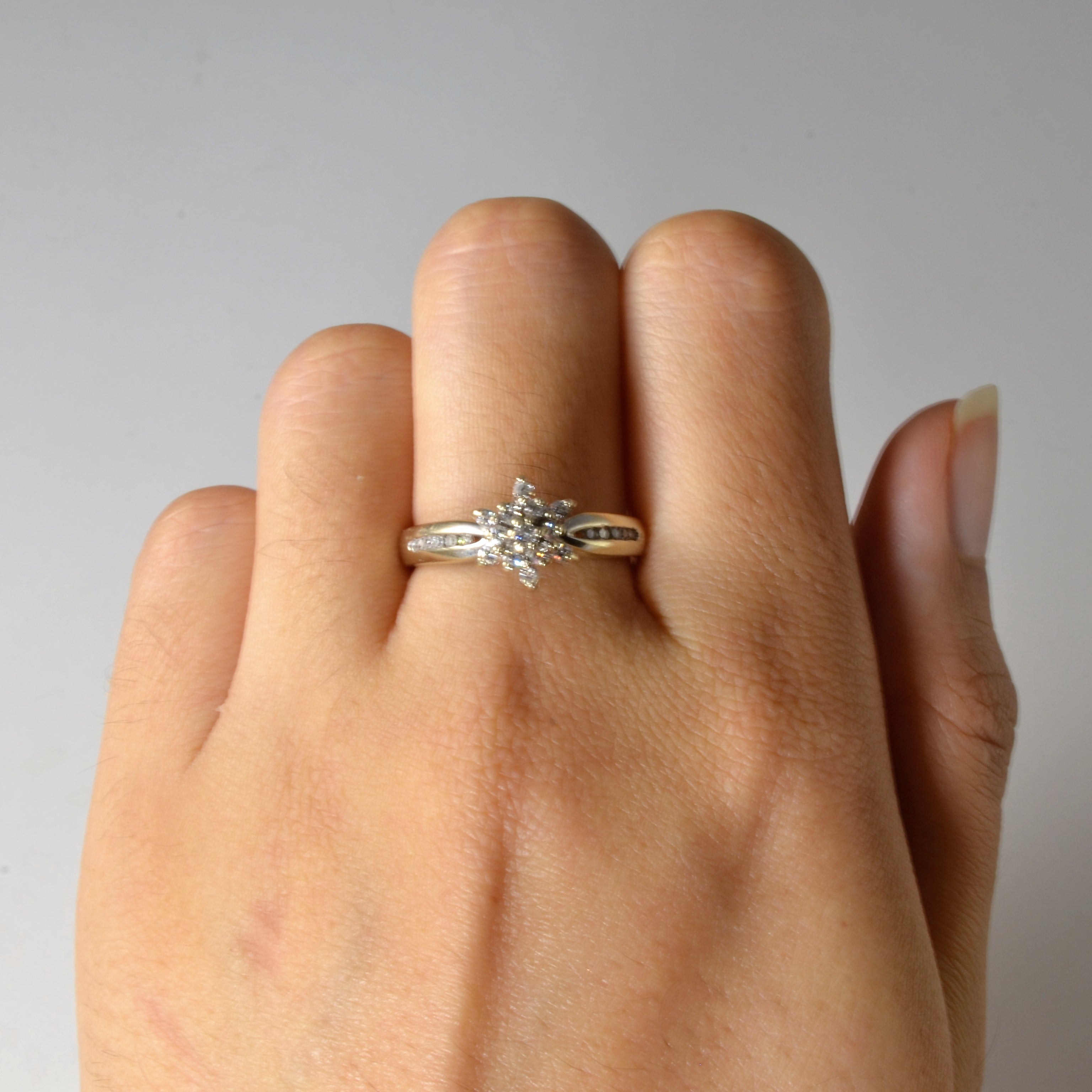 Snowflake Diamond Cluster Ring | 0.22ctw | SZ 7.5 |