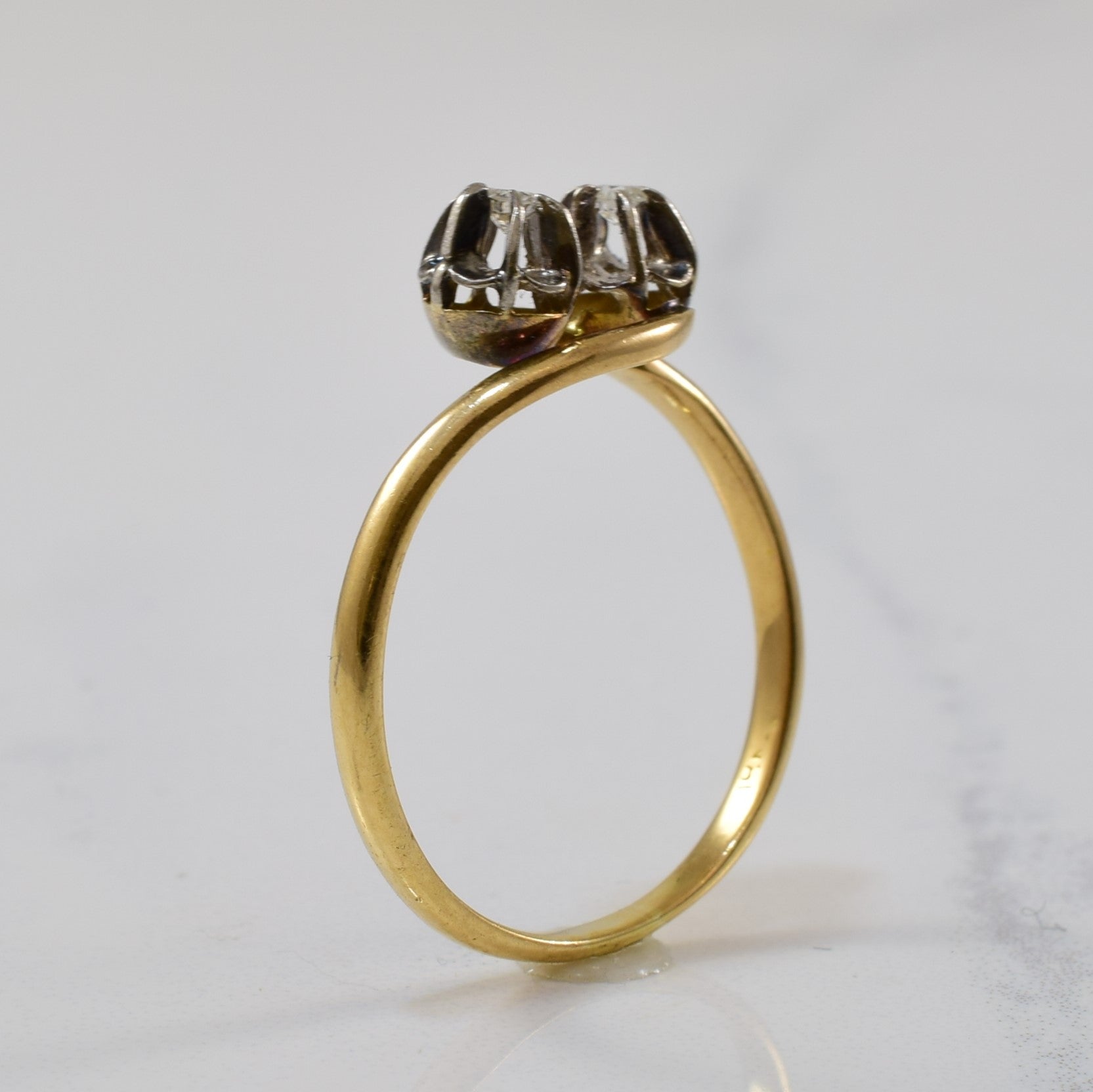 Early 1920s Diamond Bypass Ring | 0.08ctw | SZ 9 |