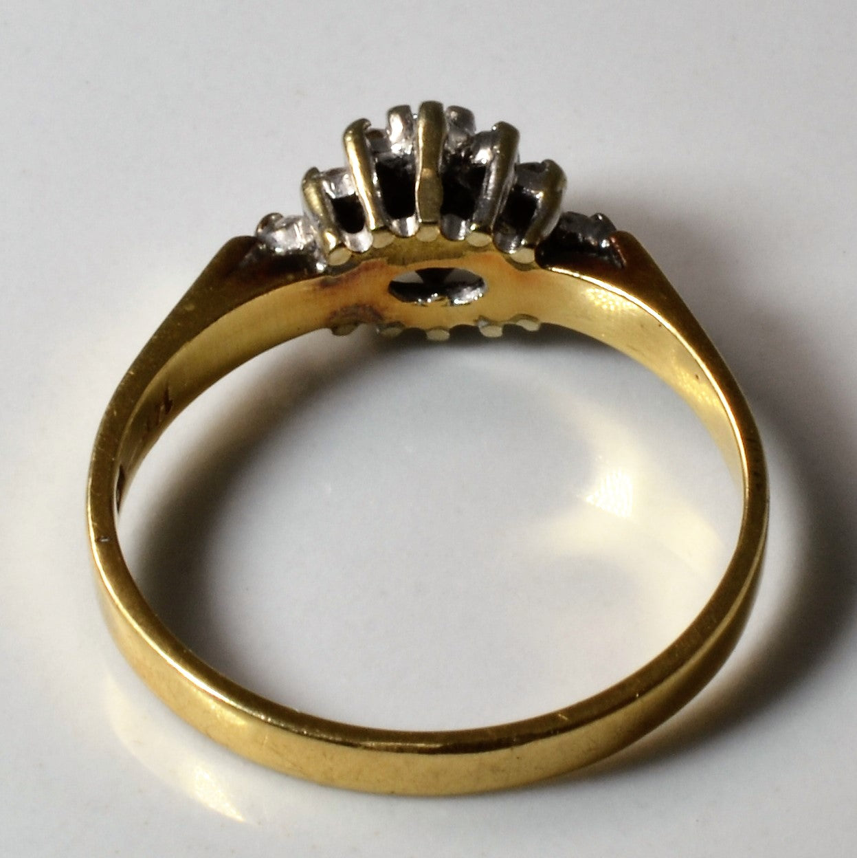 Diamond Cluster Ring | 0.18ctw | SZ 7 |