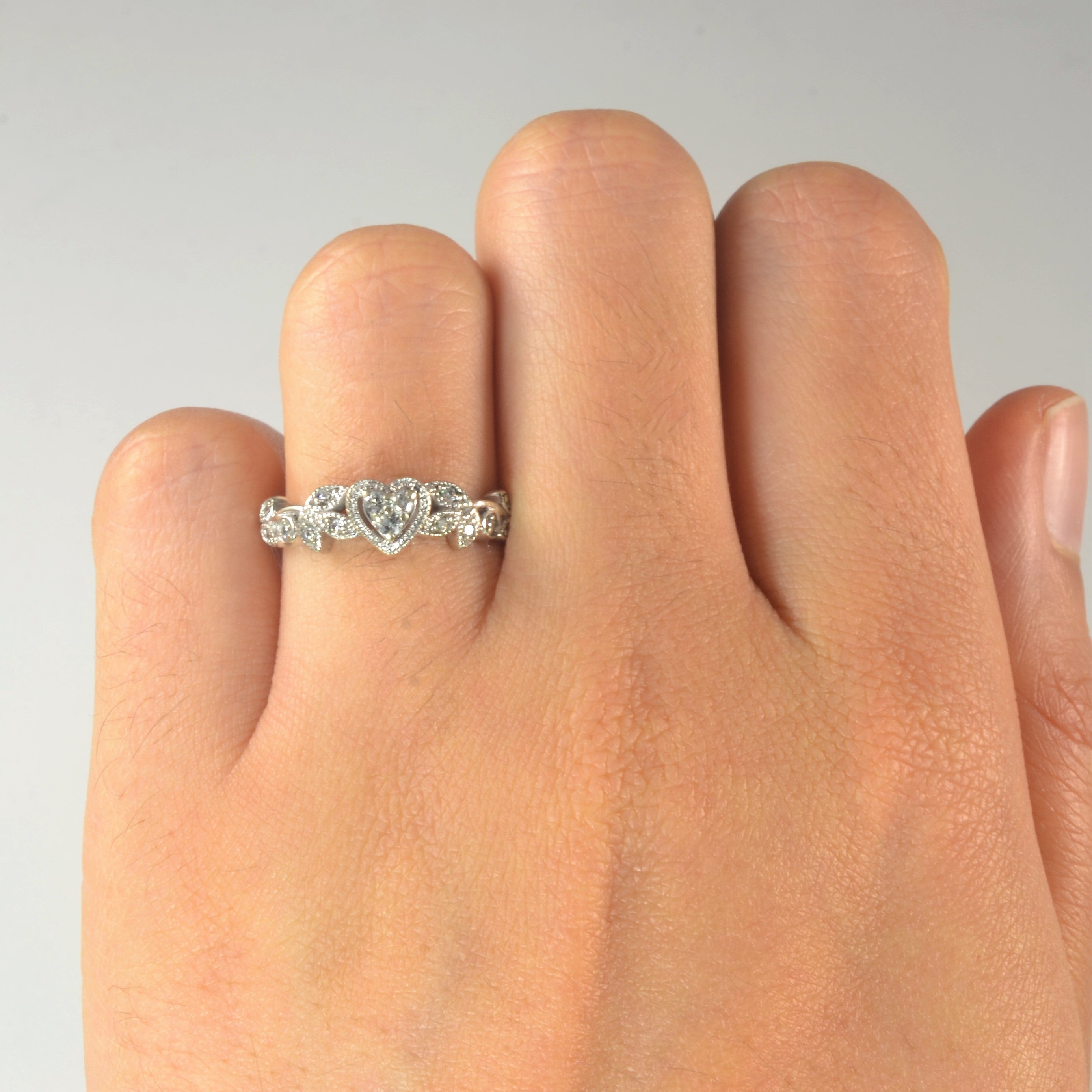 Milgrain Heart & Vine Promise Ring | 0.18ctw | SZ 6 |