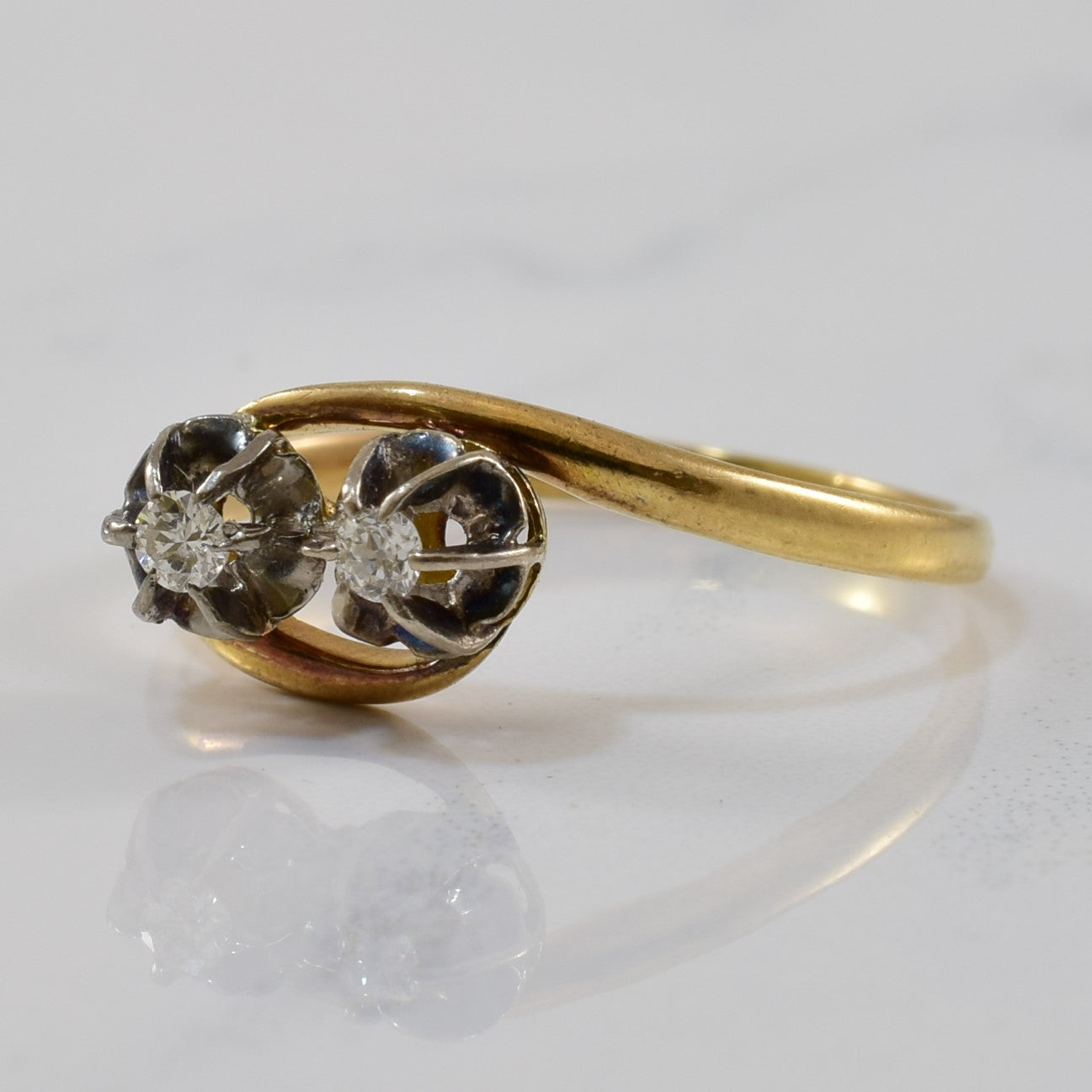 Early 1920s Diamond Bypass Ring | 0.08ctw | SZ 9 |