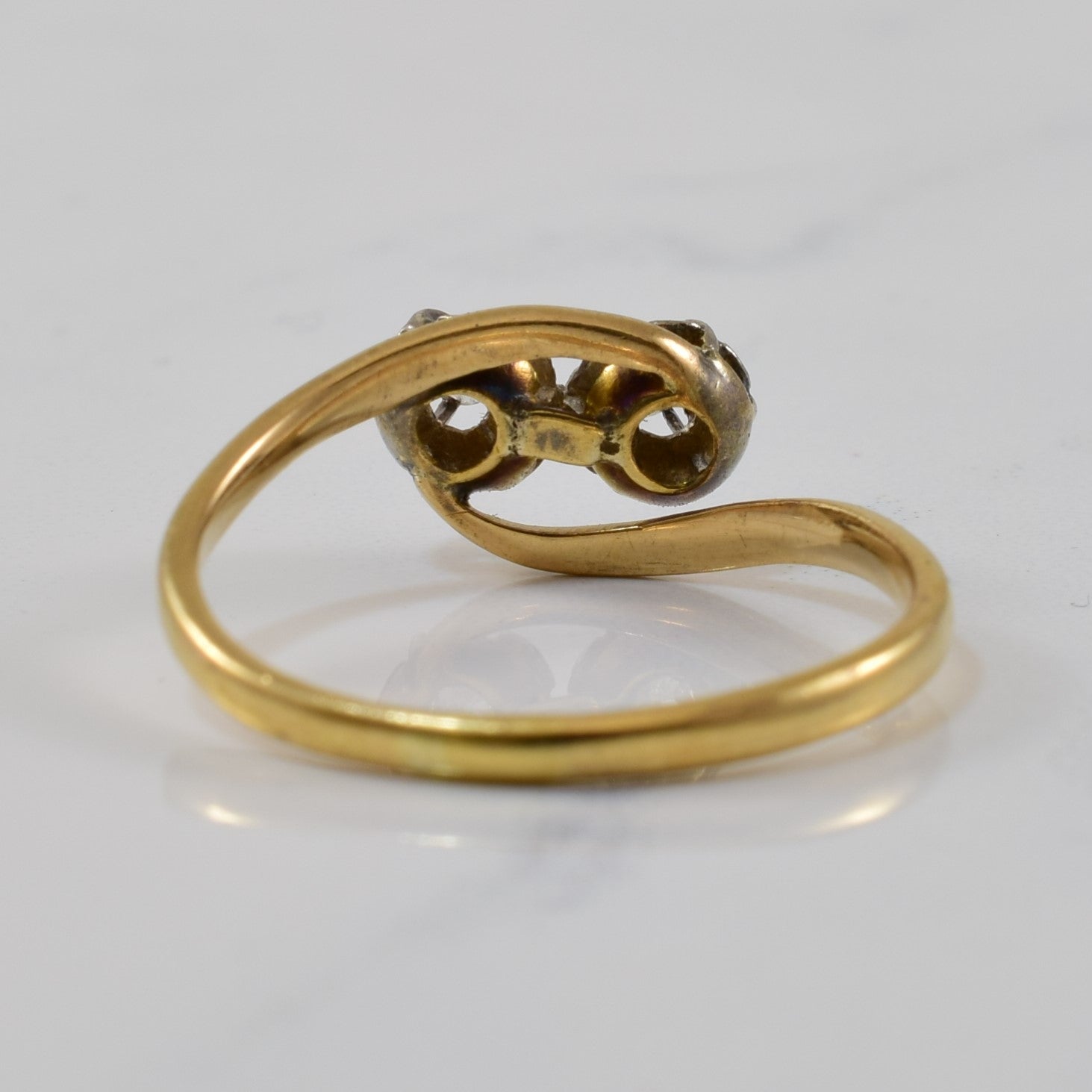 Early 1920s Diamond Bypass Ring | 0.08ctw | SZ 9 |